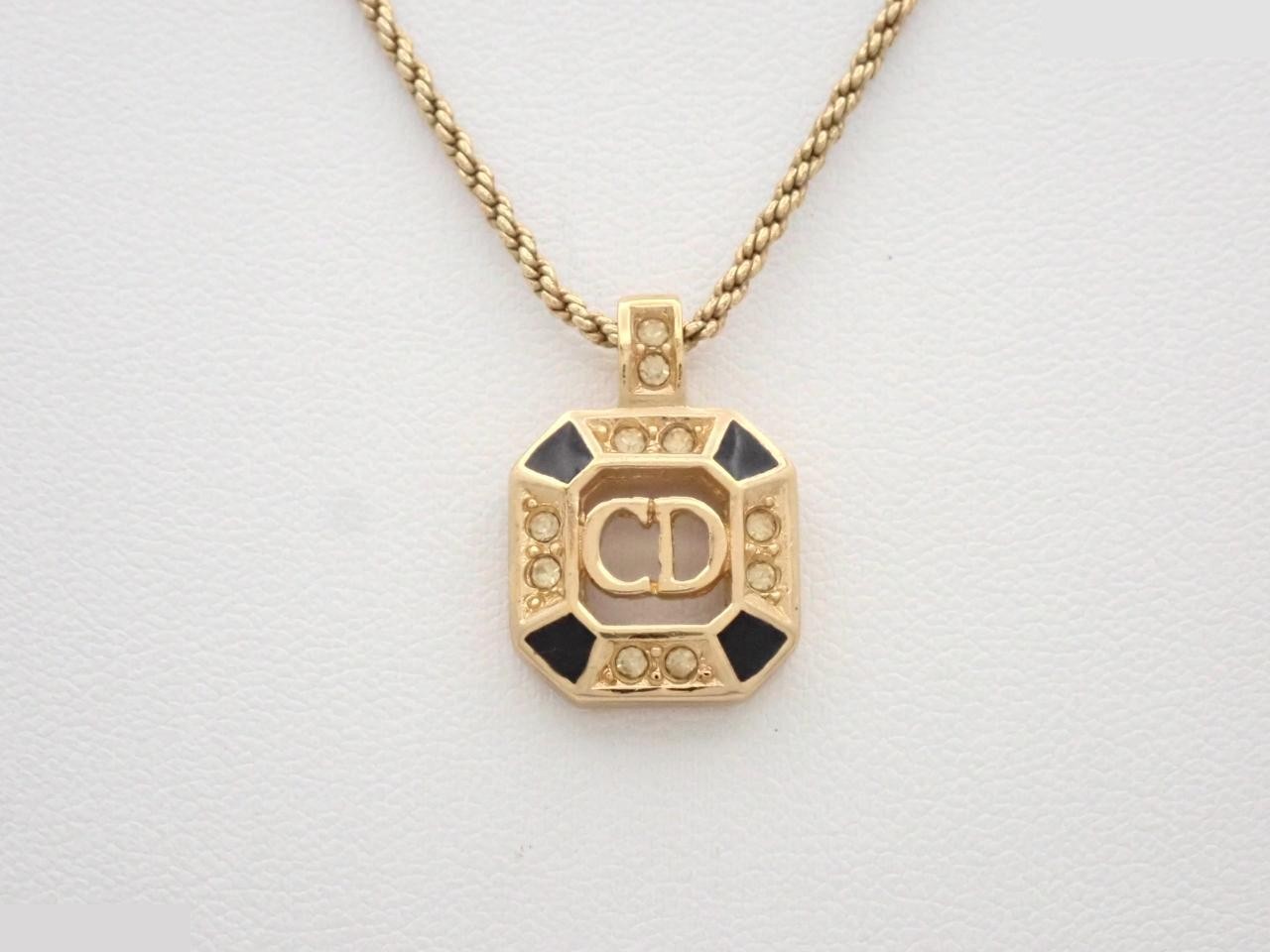 CD logo necklace, gold, square