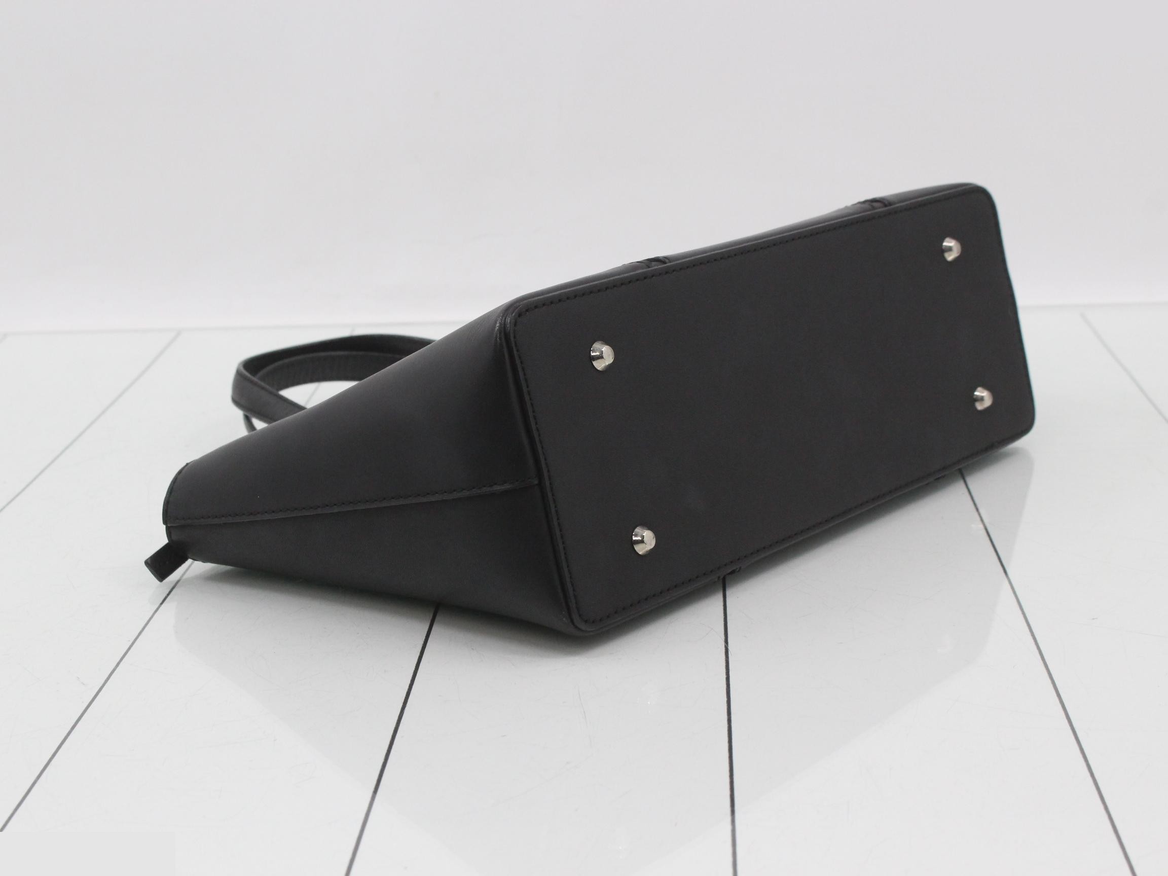 Handbag, black leather — view 5