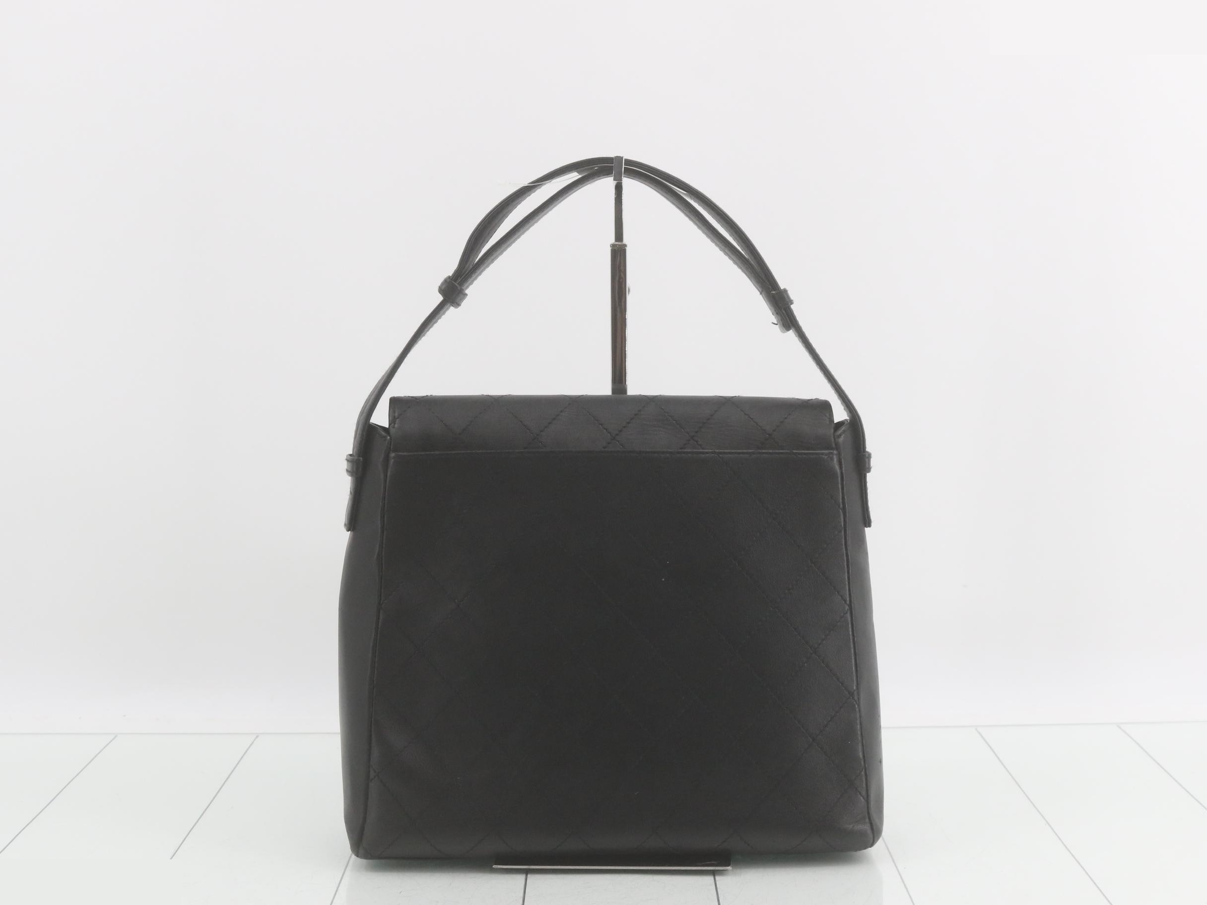 Matelassé (bag) - Shoulder bag — view 2