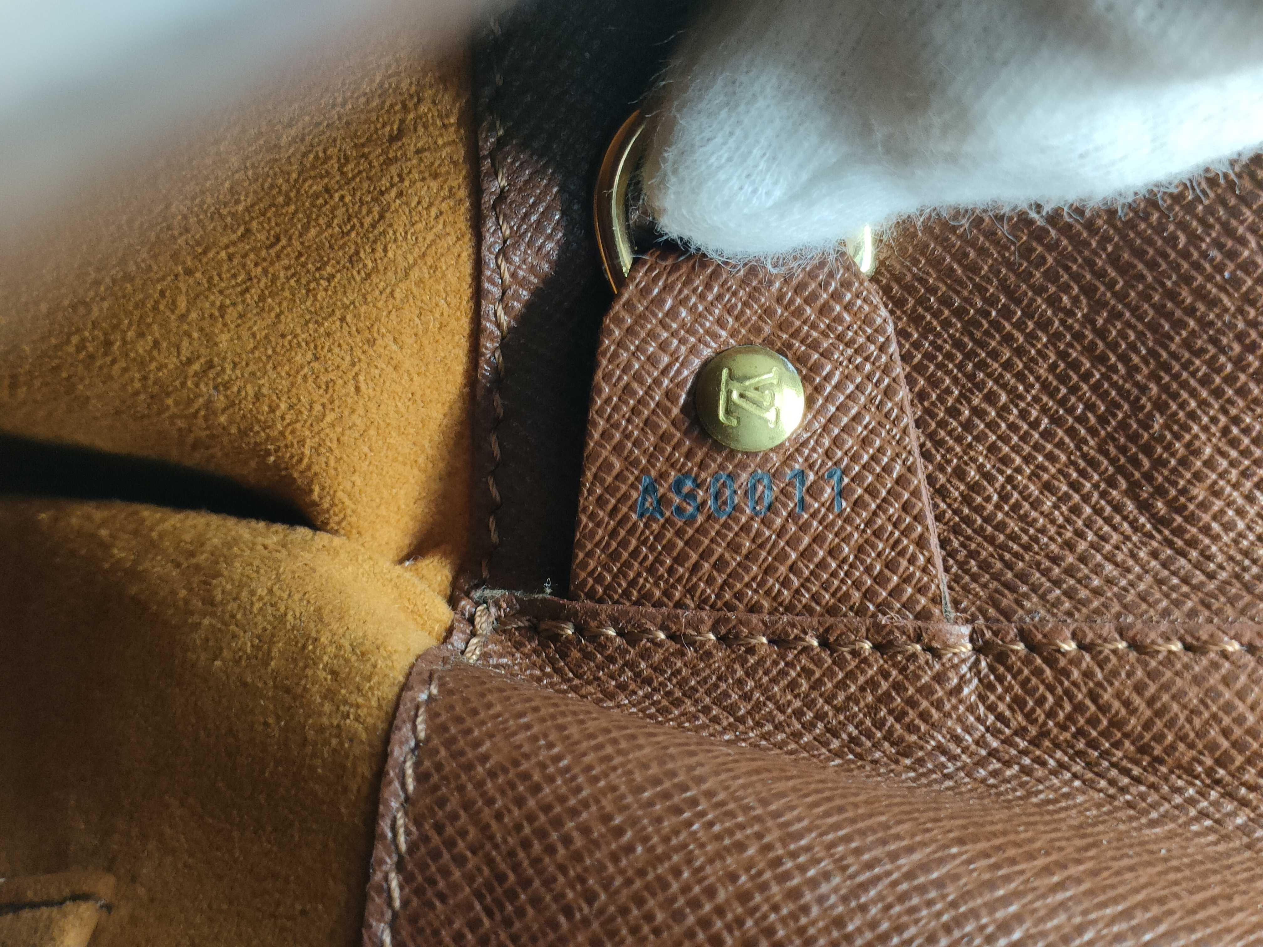 Monogram Musette Shoulder Bag M51256 — view 11