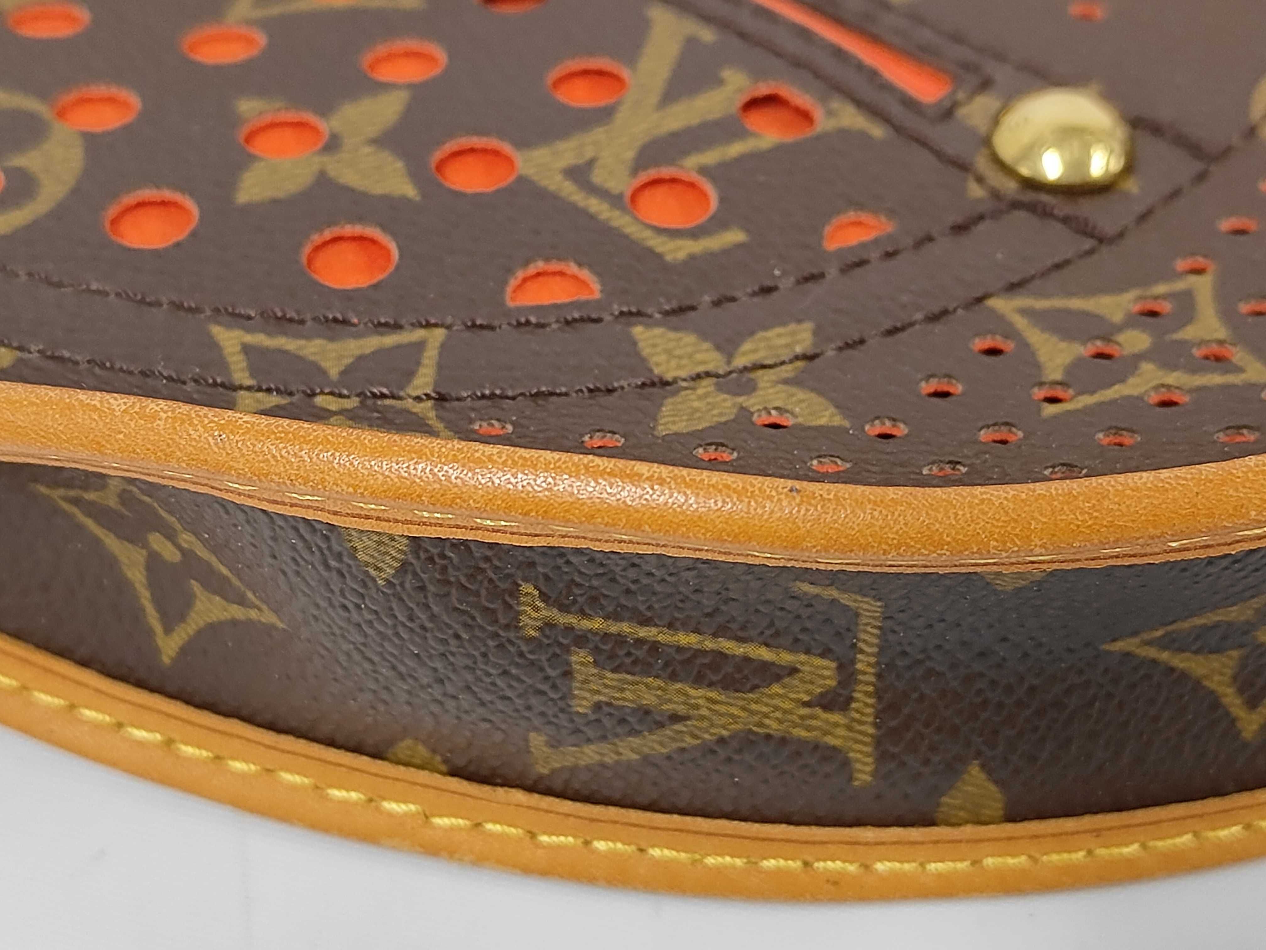 LV Shoulder Bag — view 6
