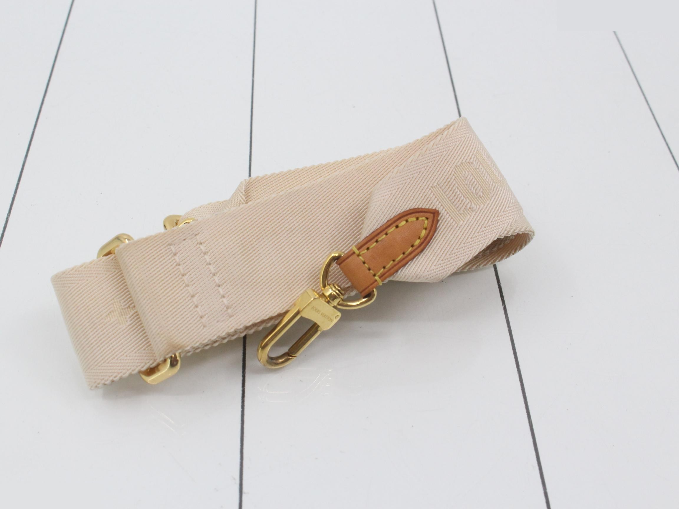 Multi Pochette Accessoires 2-Way Shoulder Bag — view 7