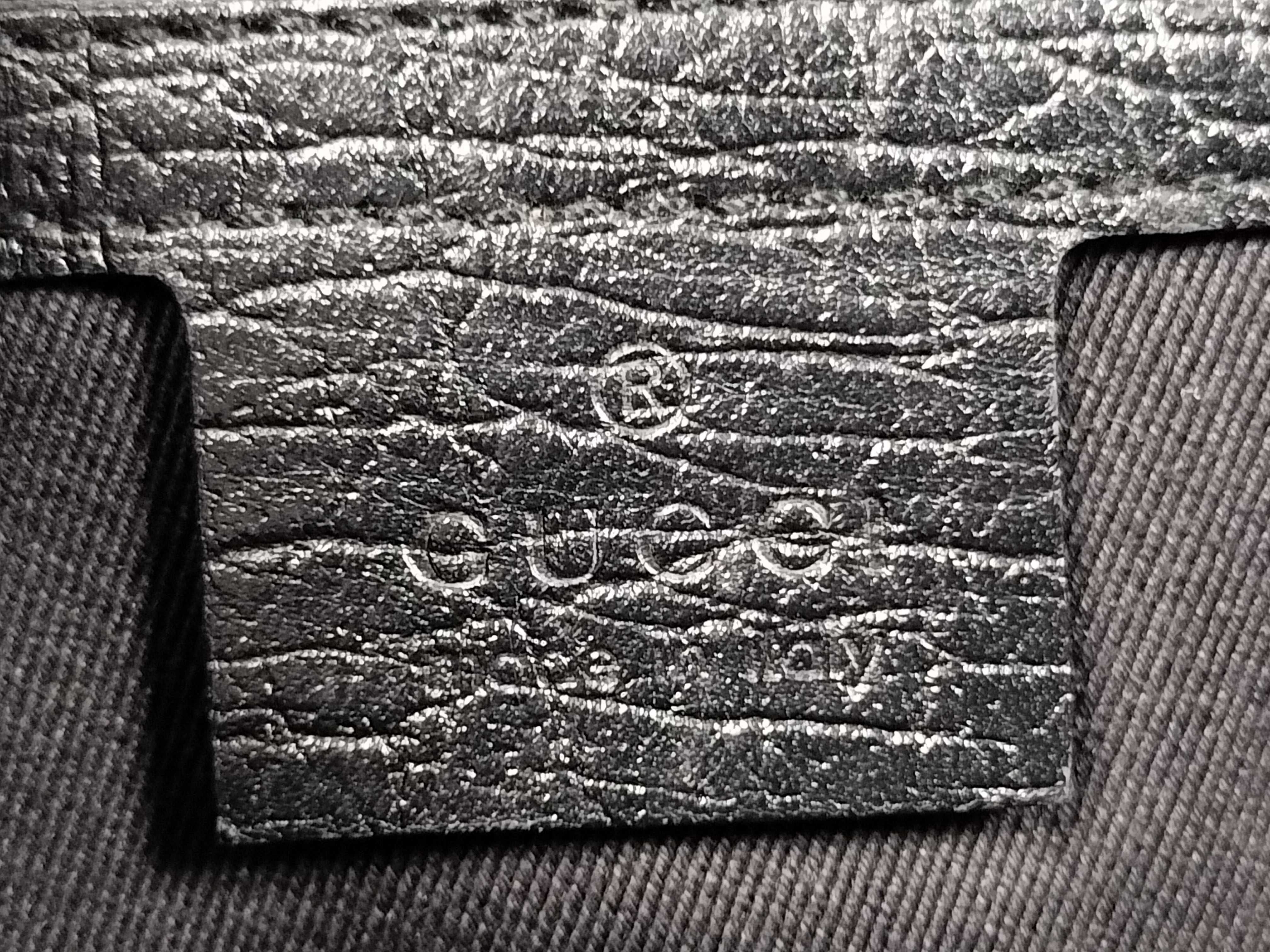GG Canvas Gucci Handbag — view 11
