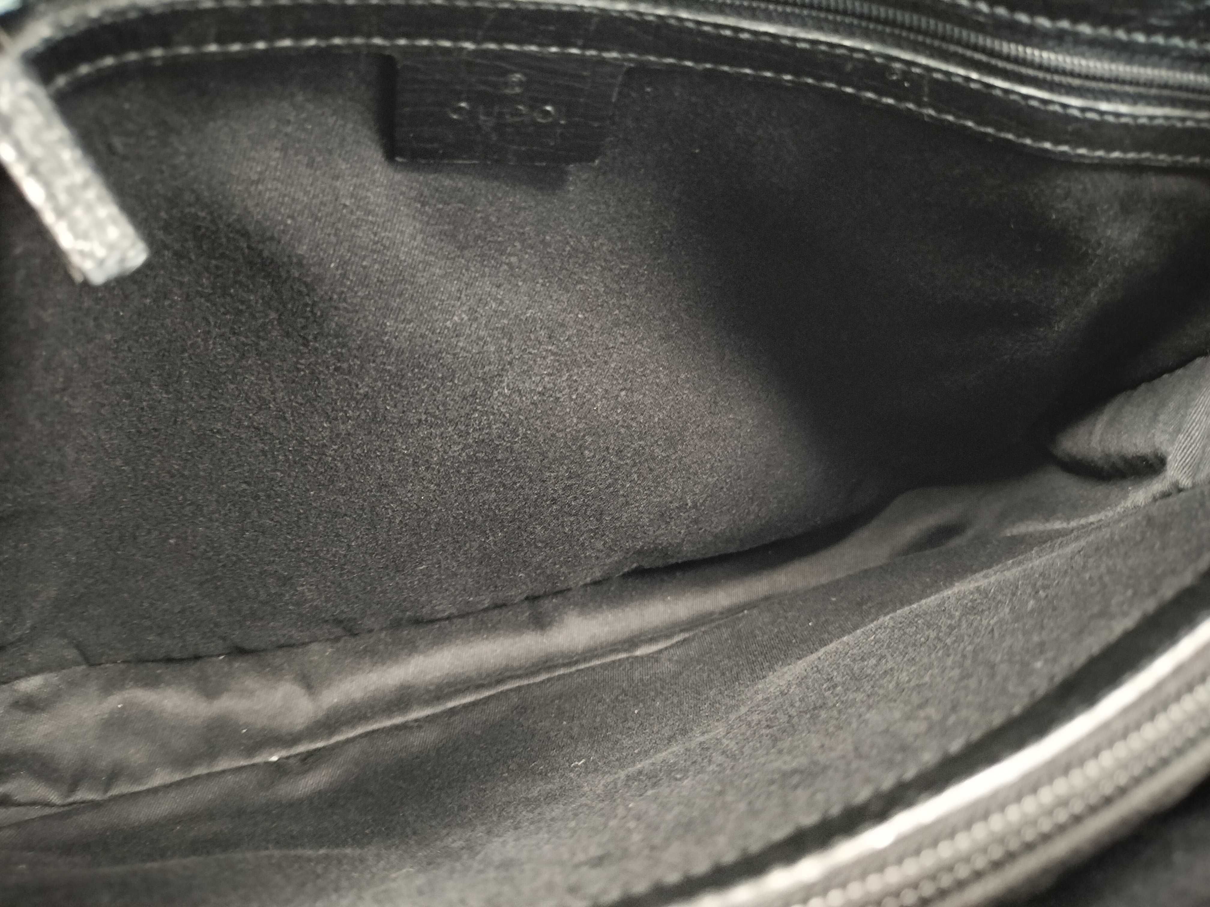 GG Canvas Gucci Handbag — view 12