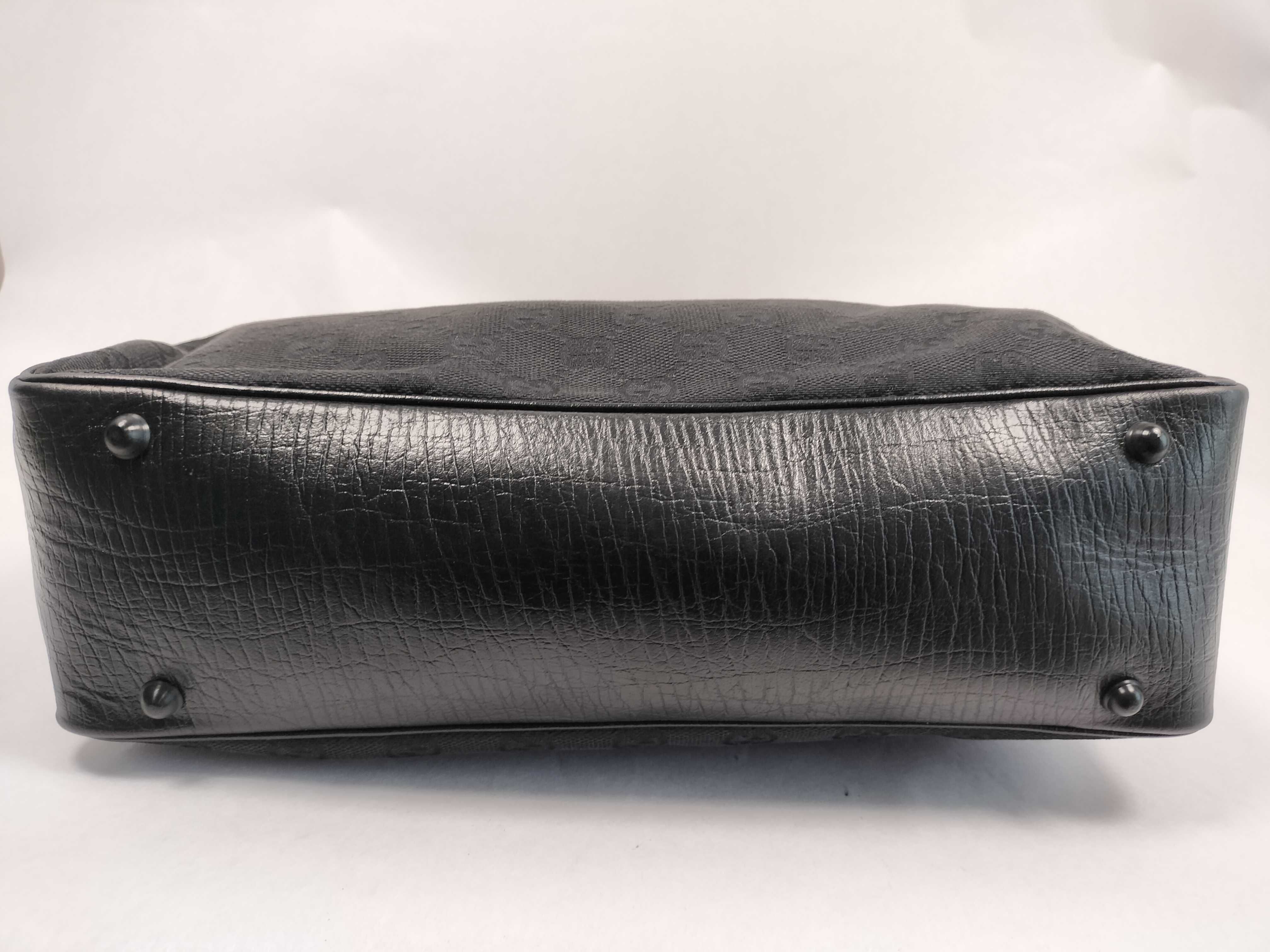 GG Canvas Gucci Handbag — view 7