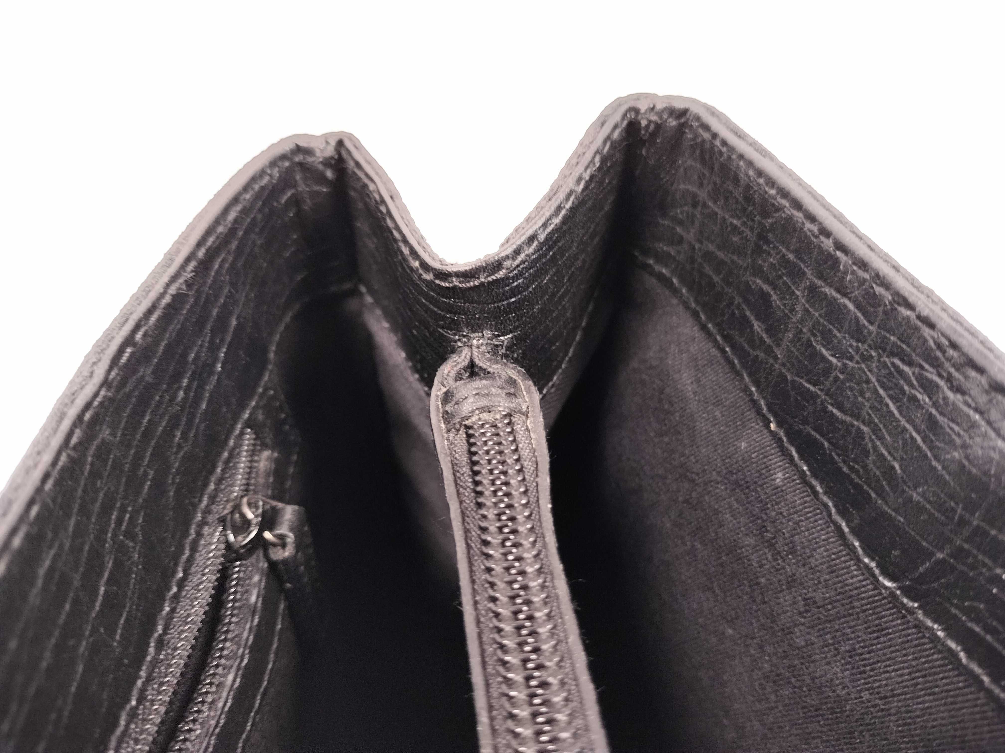 GG Canvas Gucci Handbag — view 8