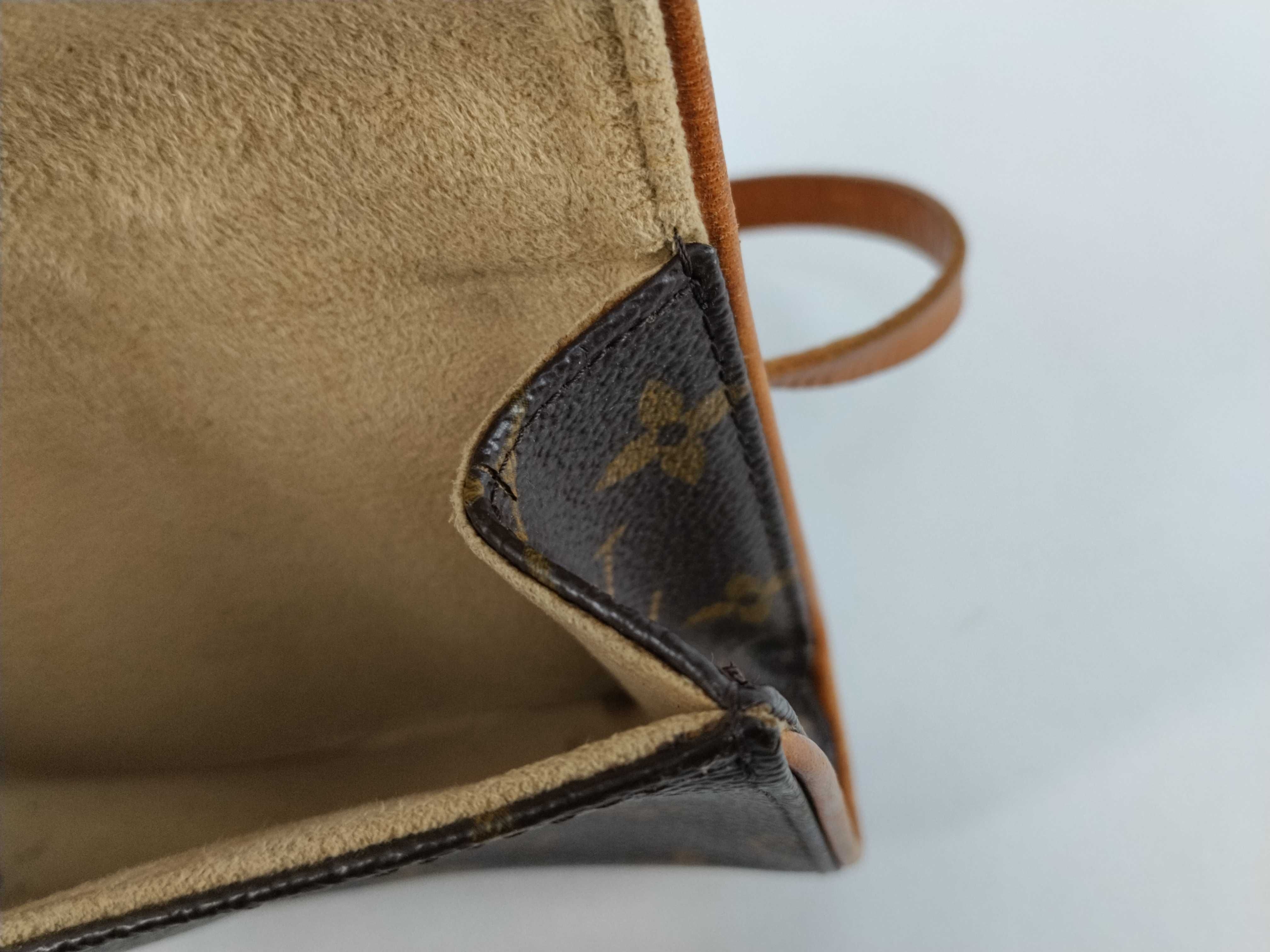 Monogram Louis Vuitton Pochette Florentine Shoulder Bag — view 10