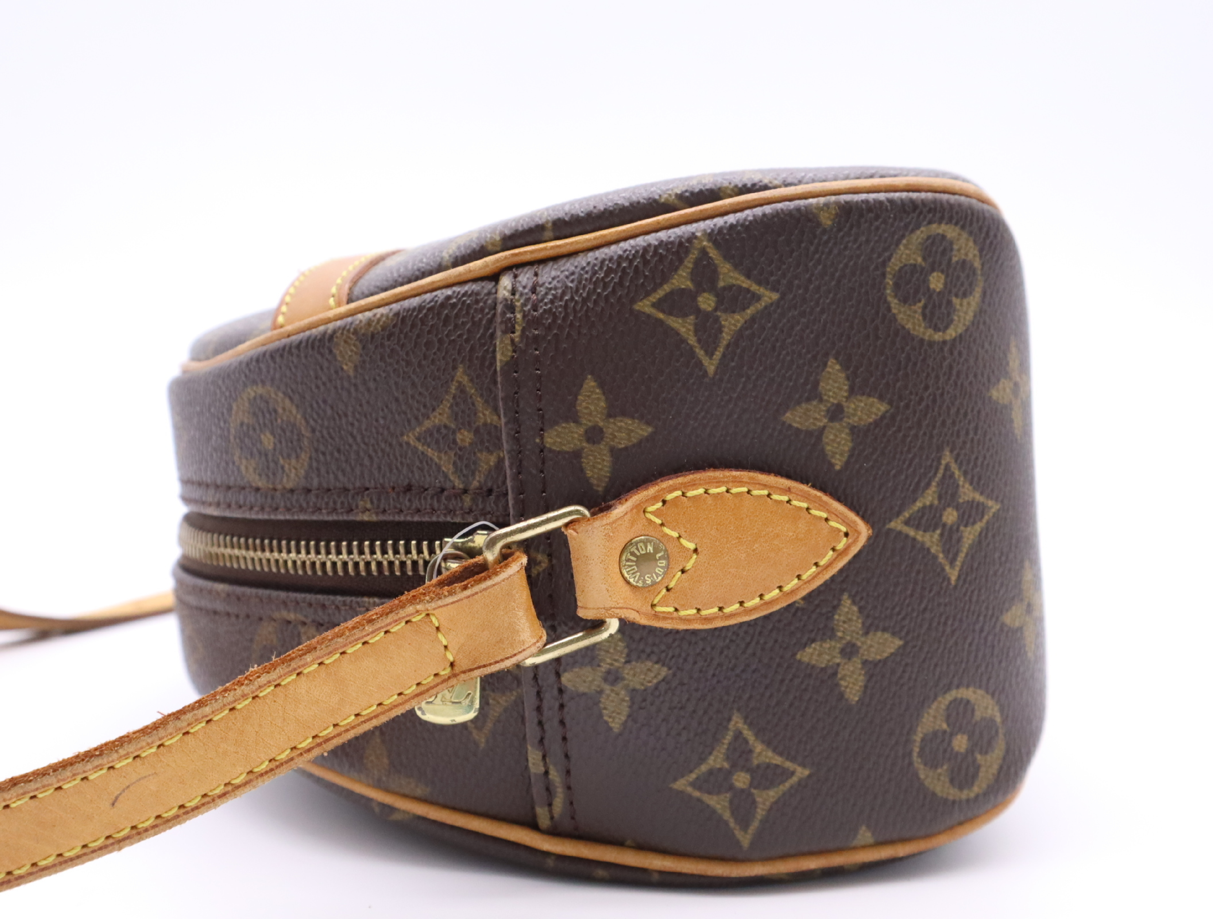 M51221 Monogram Blois Shoulder Bag — view 3