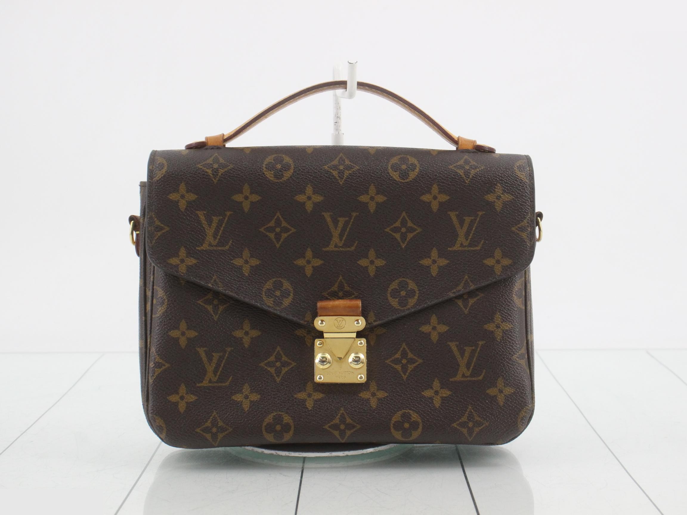 Monogram Pochette Metis MM 2-Way Handbag