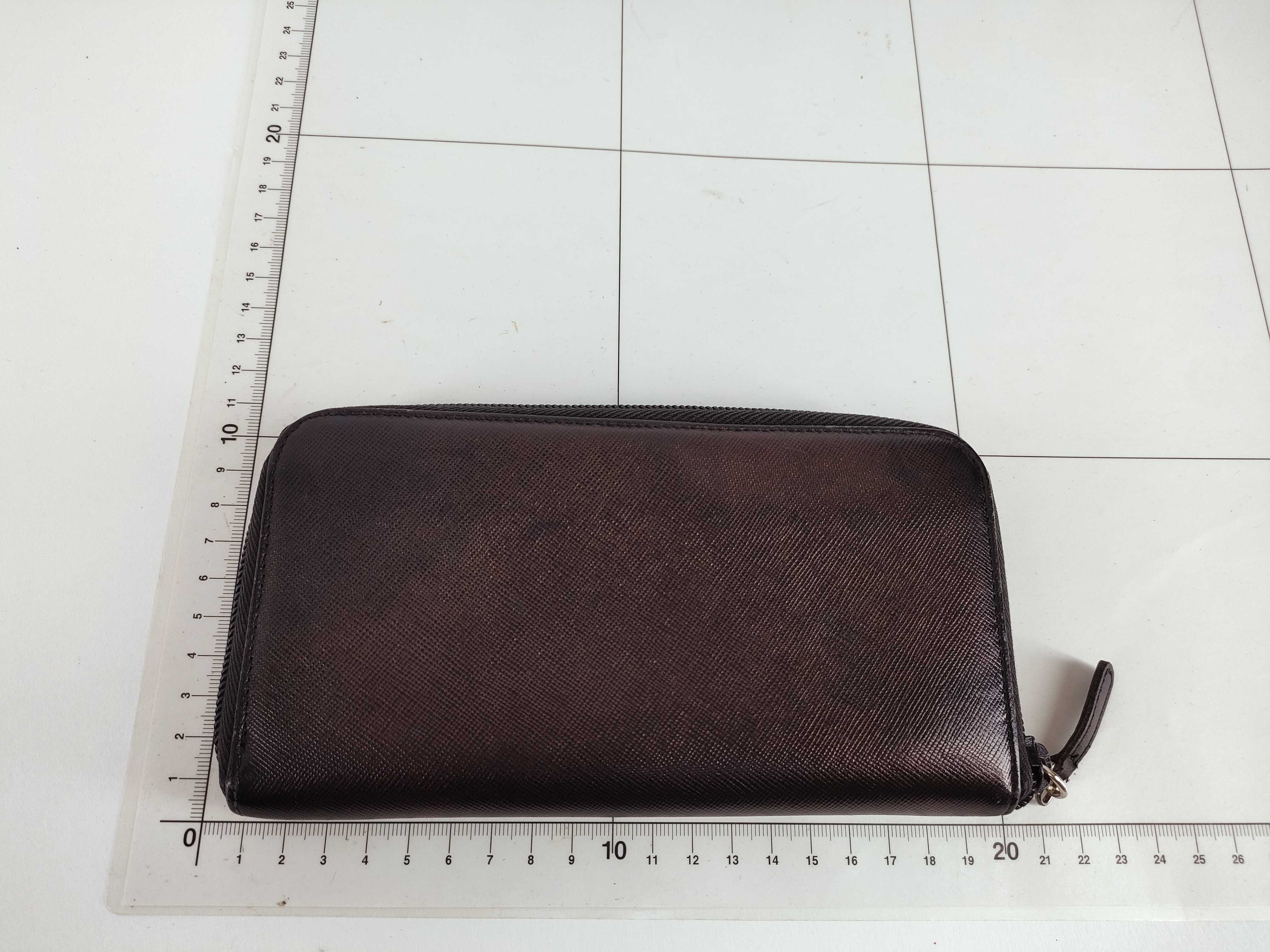long wallet — view 2