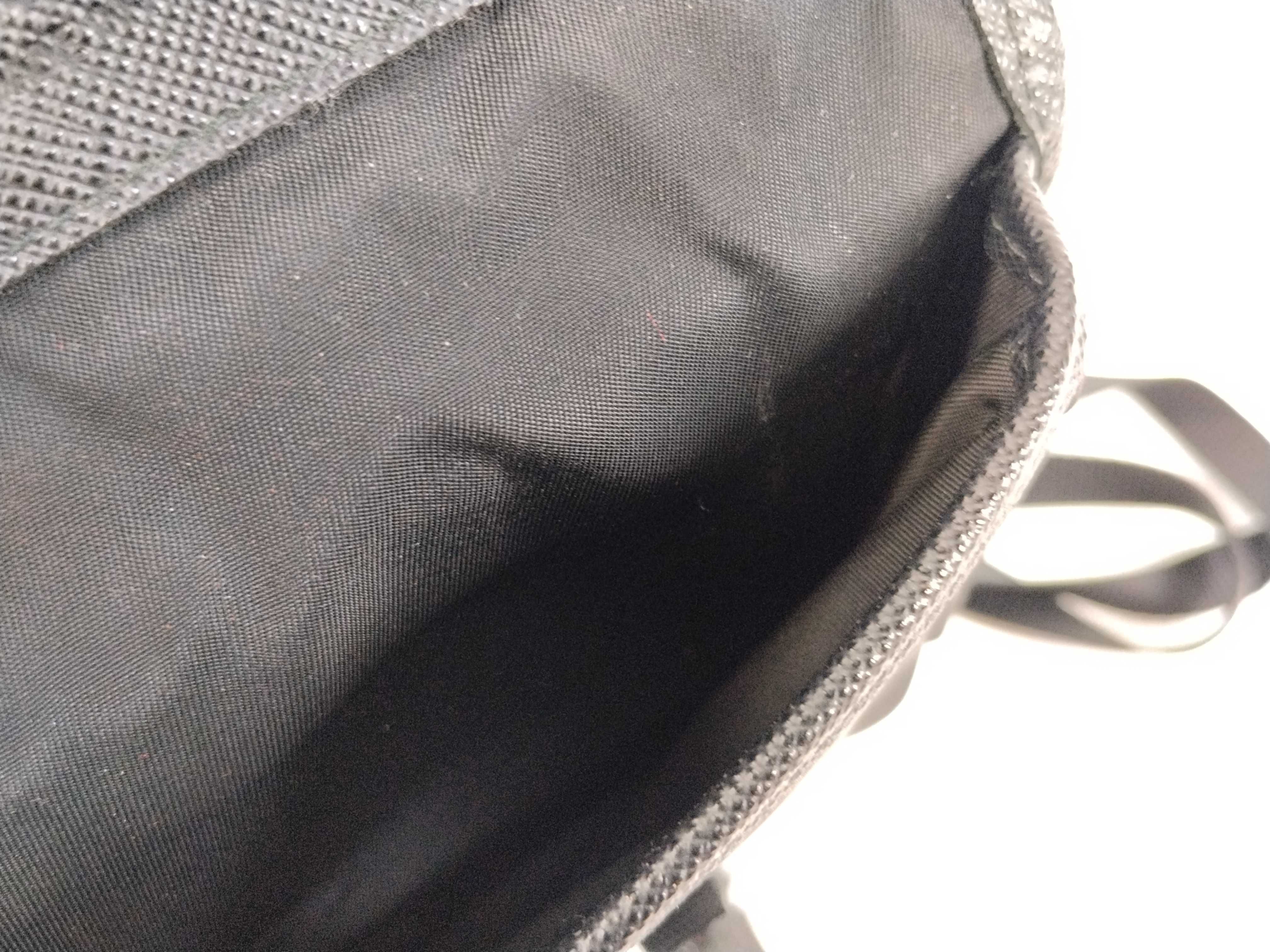 Nylon x Leather Triangle Plate Phone Case Shoulder Bag — view 11