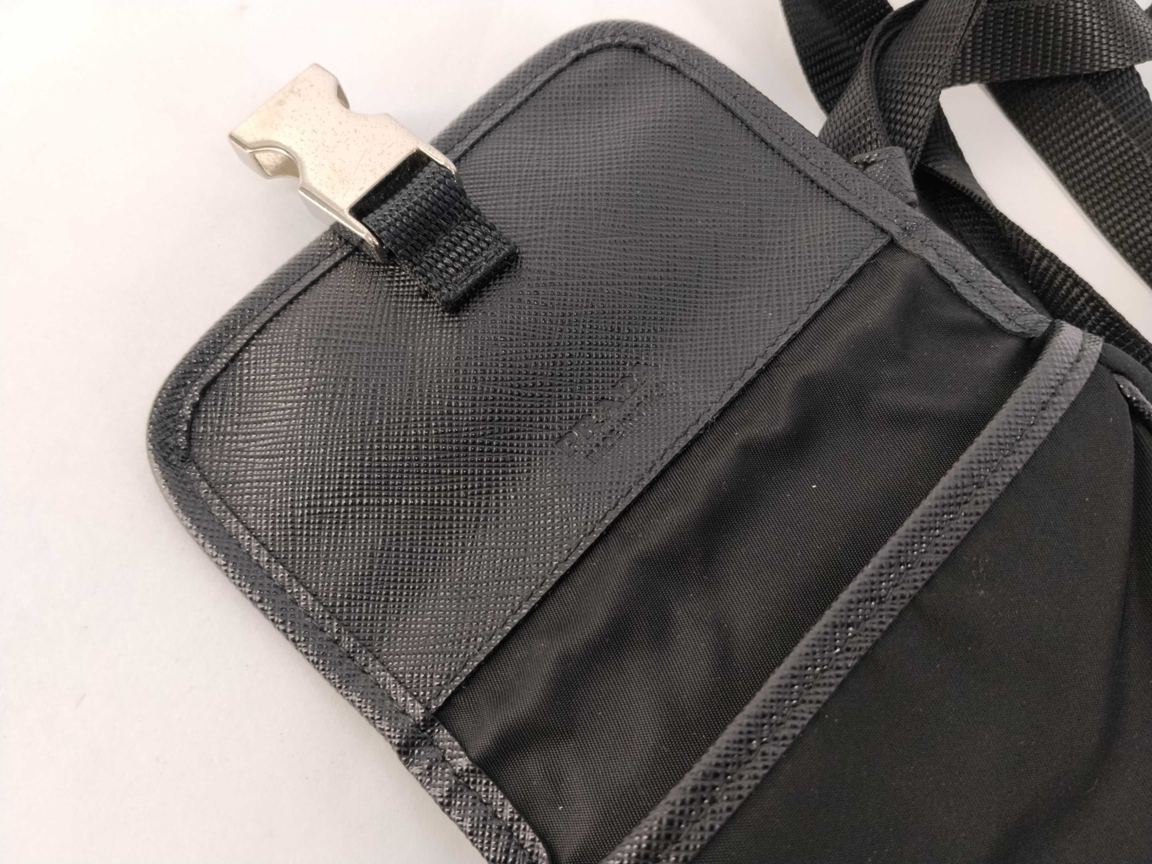 Nylon x Leather Triangle Plate Phone Case Shoulder Bag — view 9