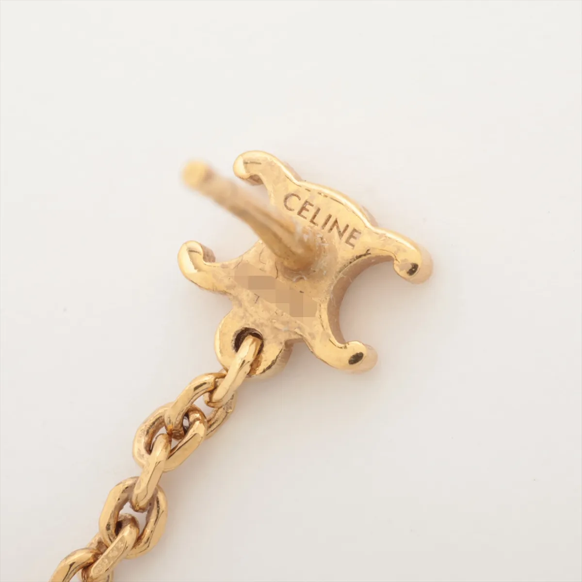 Triomphe earrings (for both ears, one side only) GP x fake pearl gold — view 5