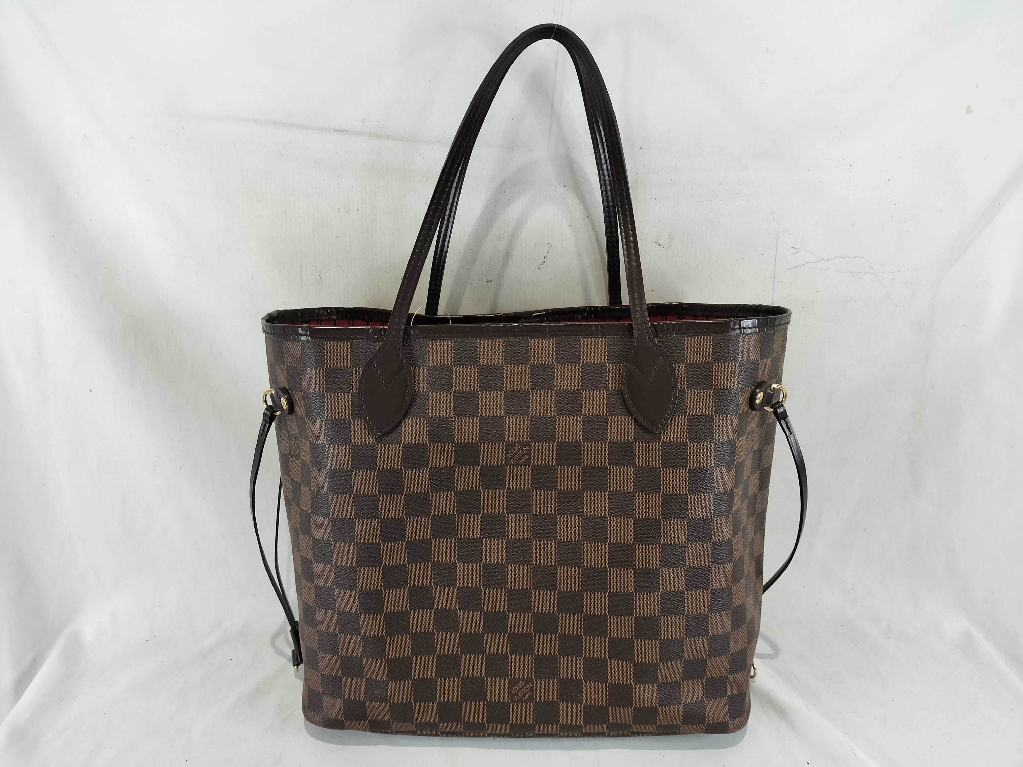 Damier Neverfull MM Handbag