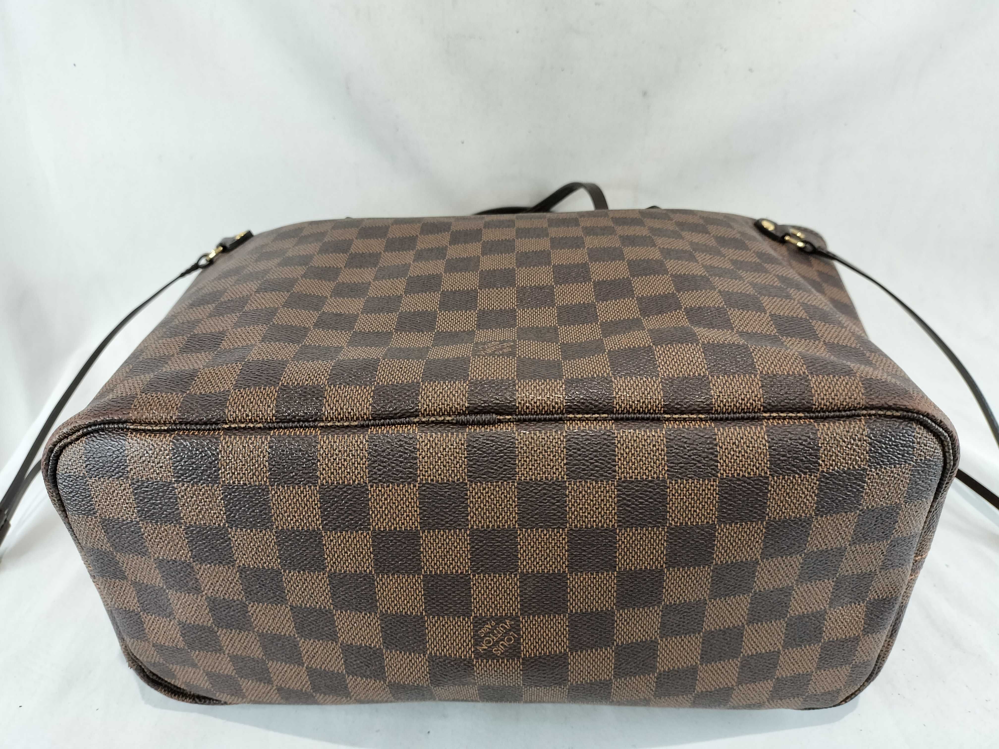 Damier Neverfull MM Handbag — view 7