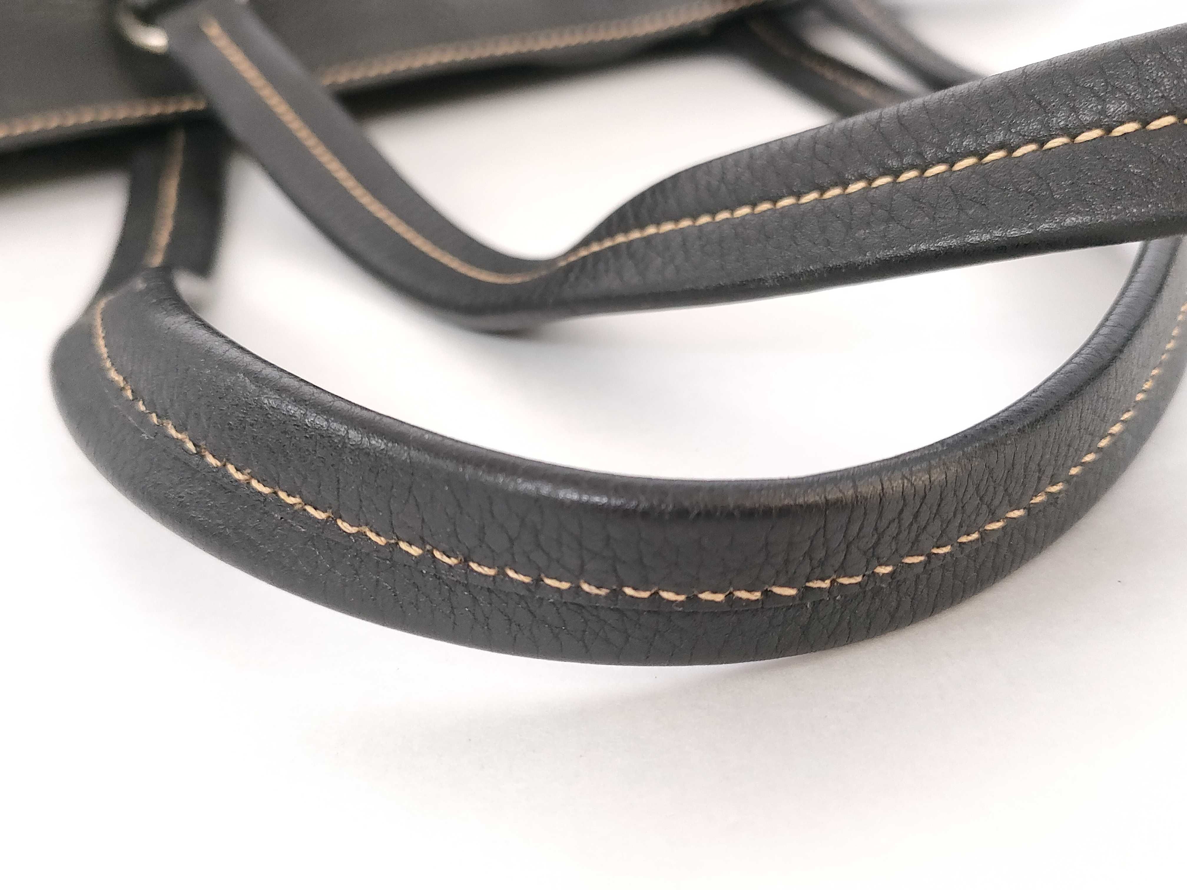 Leather Tote Bag Triangle Plate Black Tote Bag — view 4