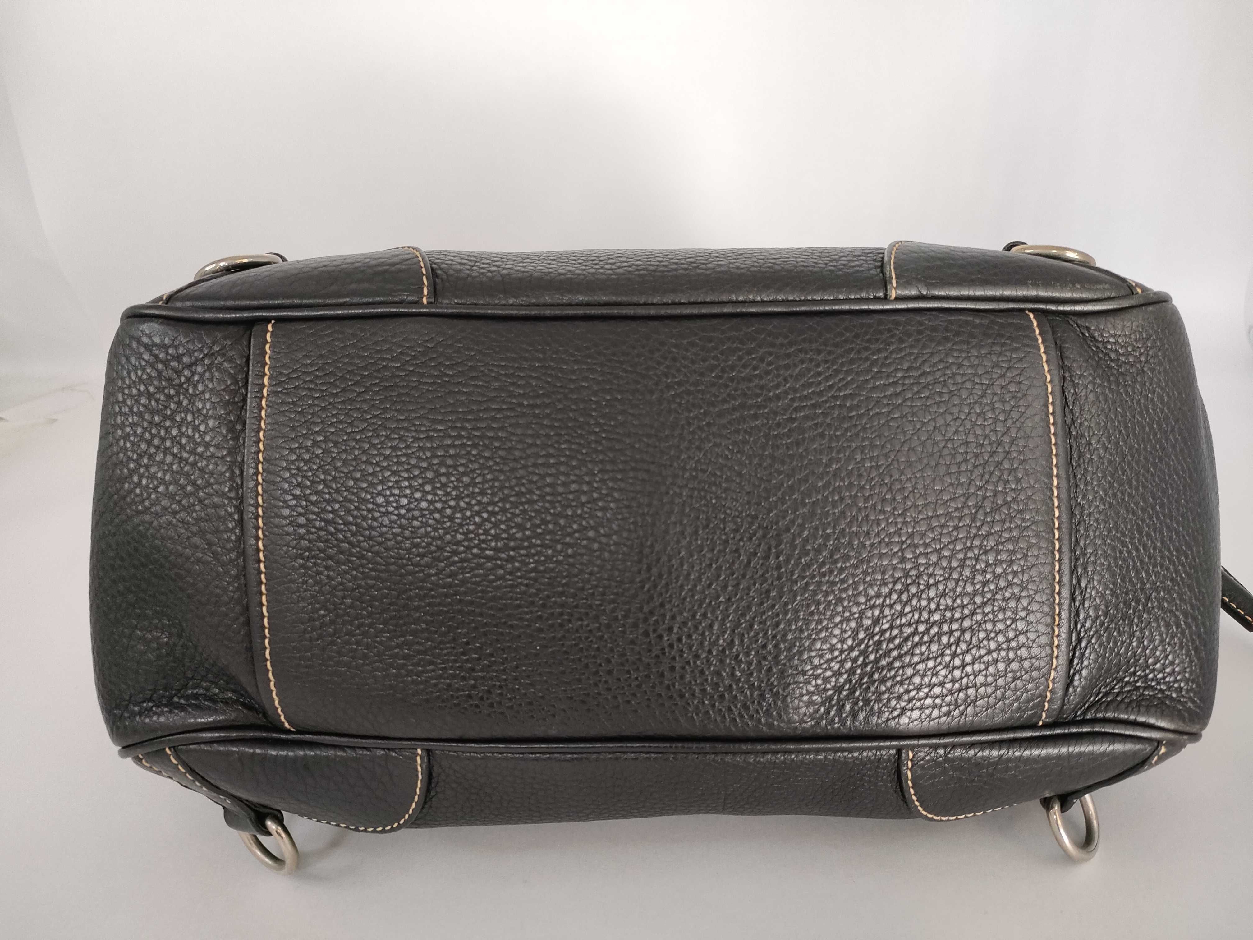 Leather Tote Bag Triangle Plate Black Tote Bag — view 7