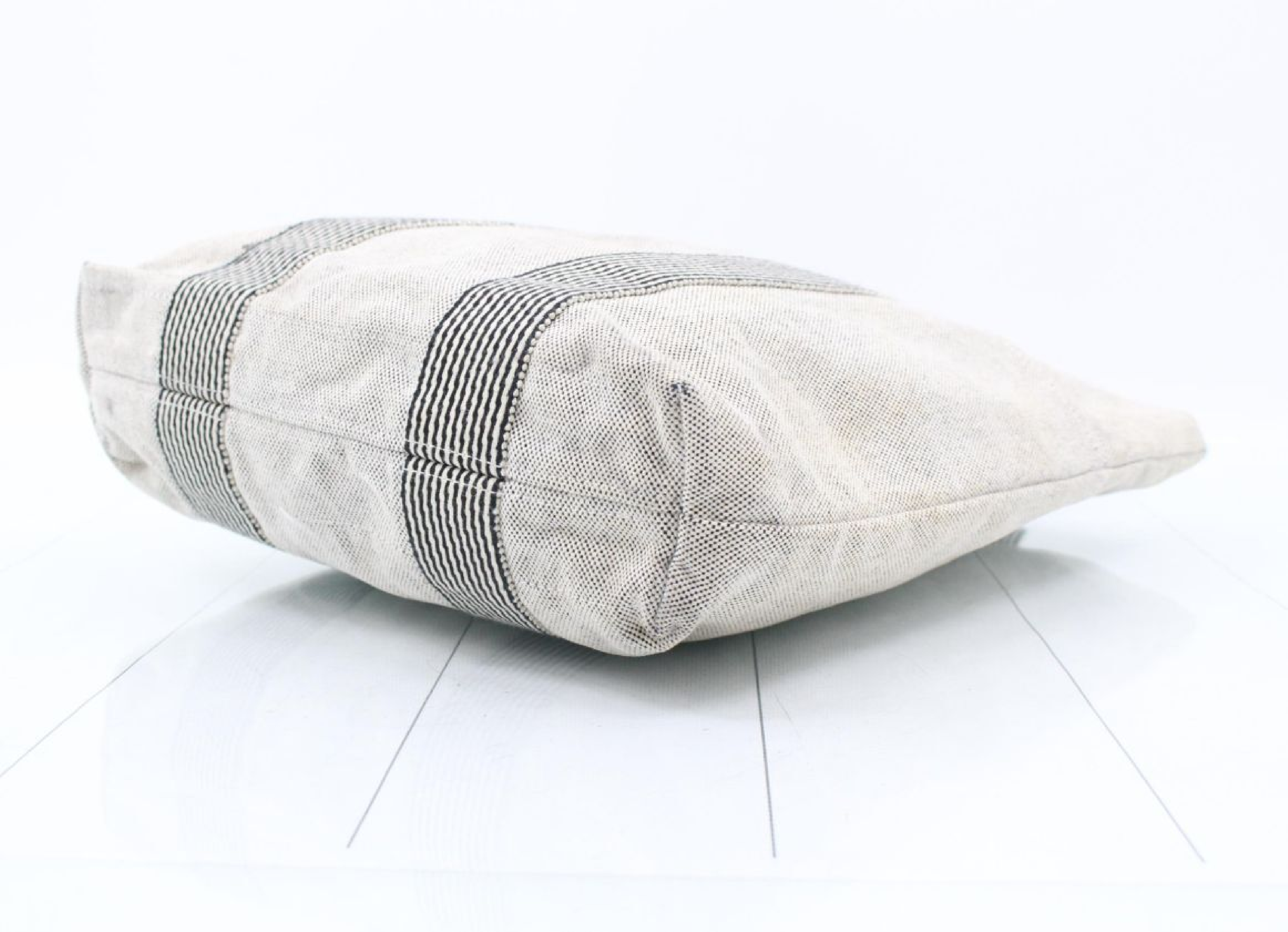 Fourre-Tout Tote Bag — view 3