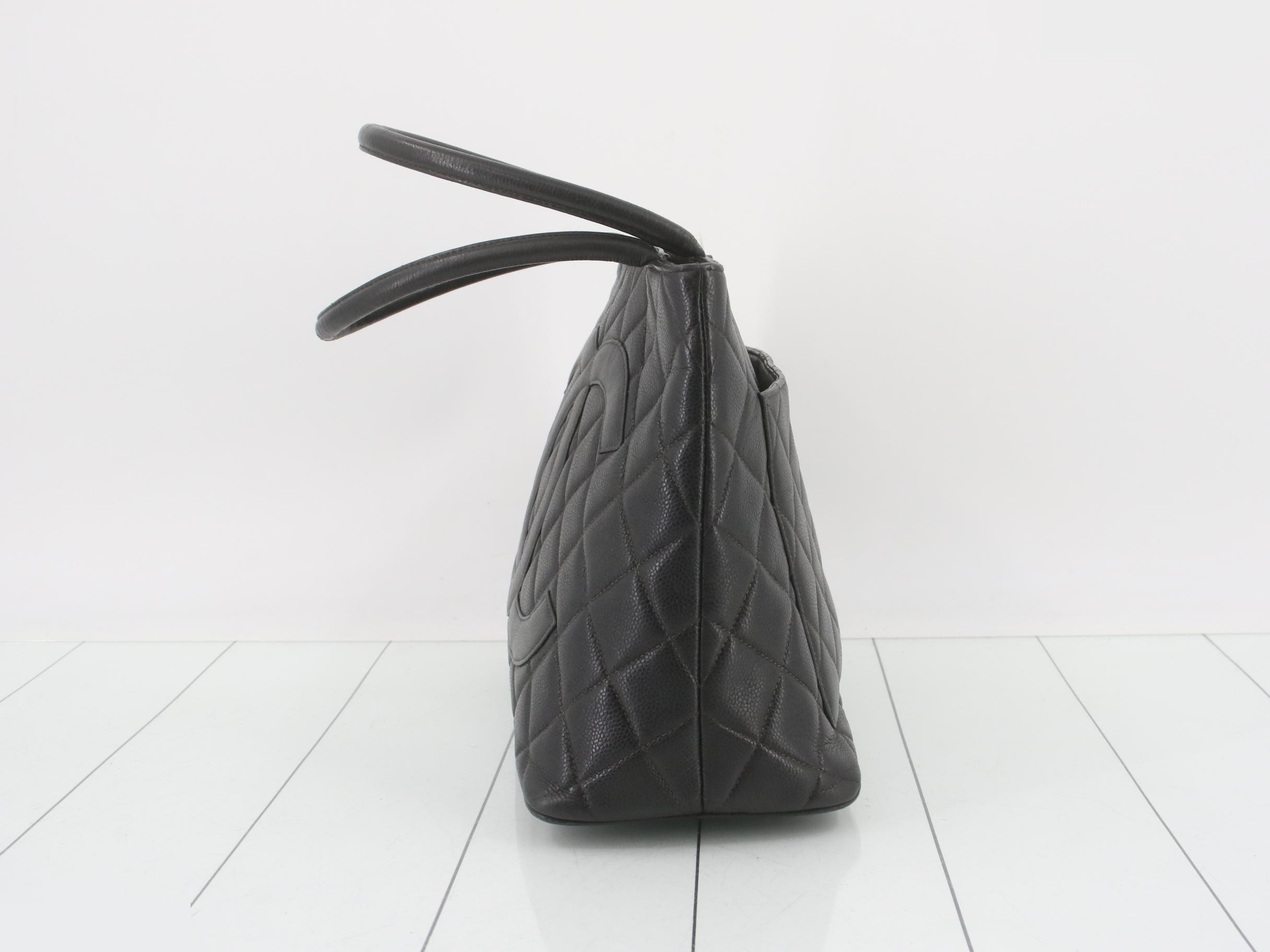 Matelassé Reissue Tote Bag, Caviar Leather — view 3