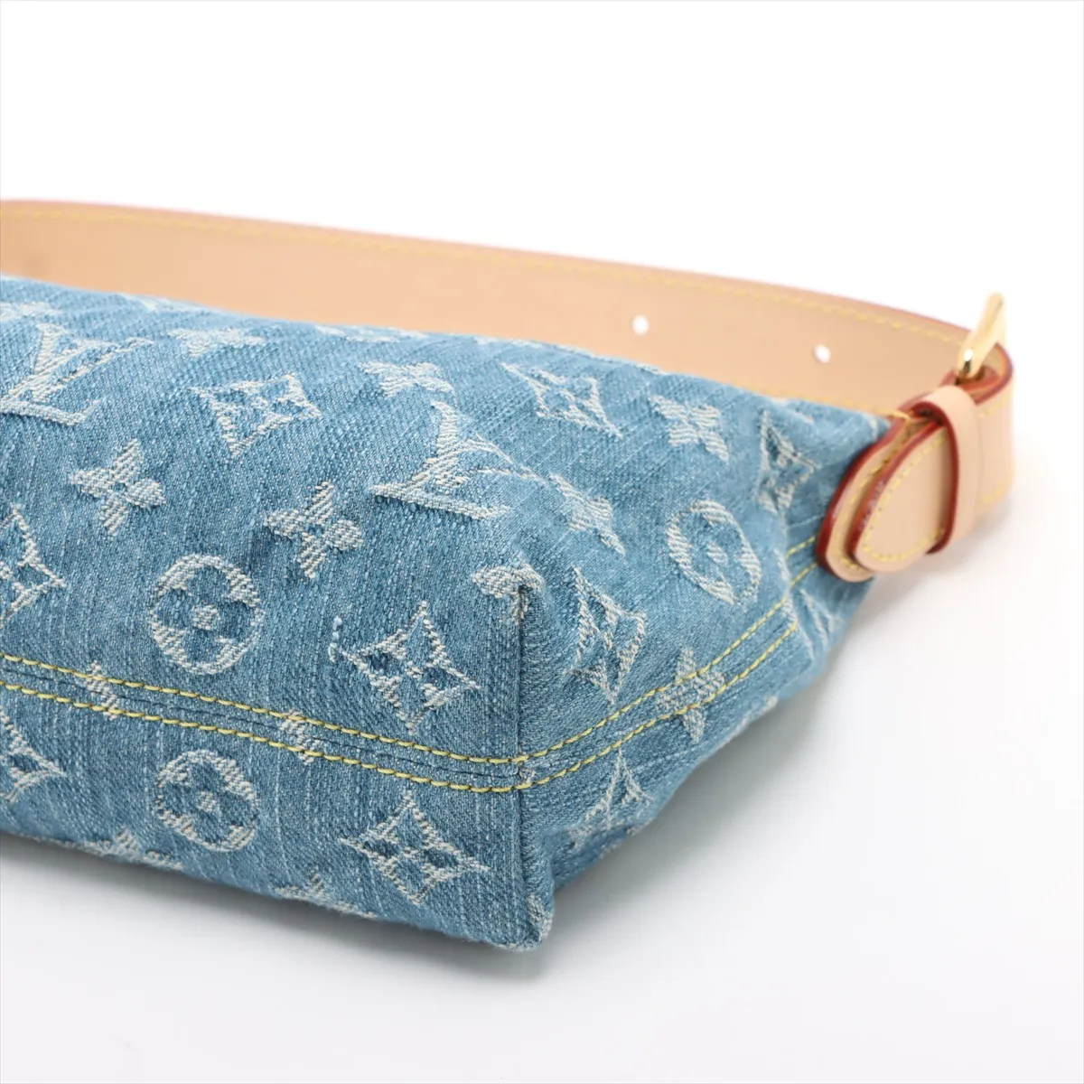 Monogram Denim Pochette Hills M82949 Blue RFID Reactive — view 3