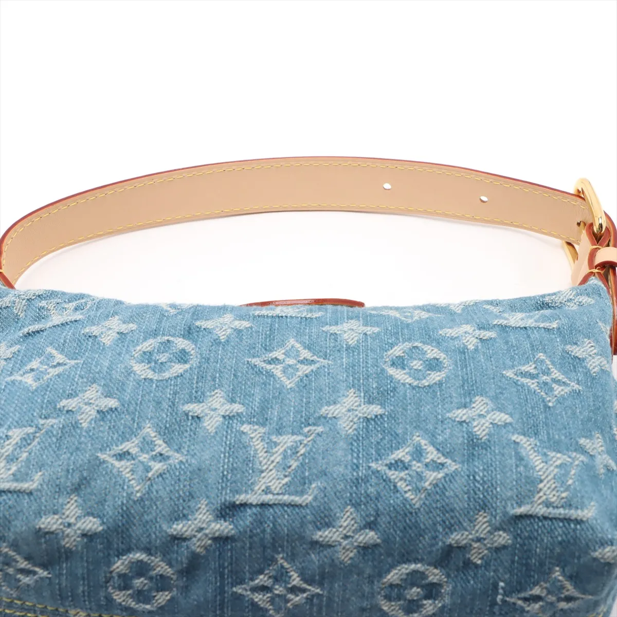 Monogram Denim Pochette Hills M82949 Blue RFID Reactive — view 6