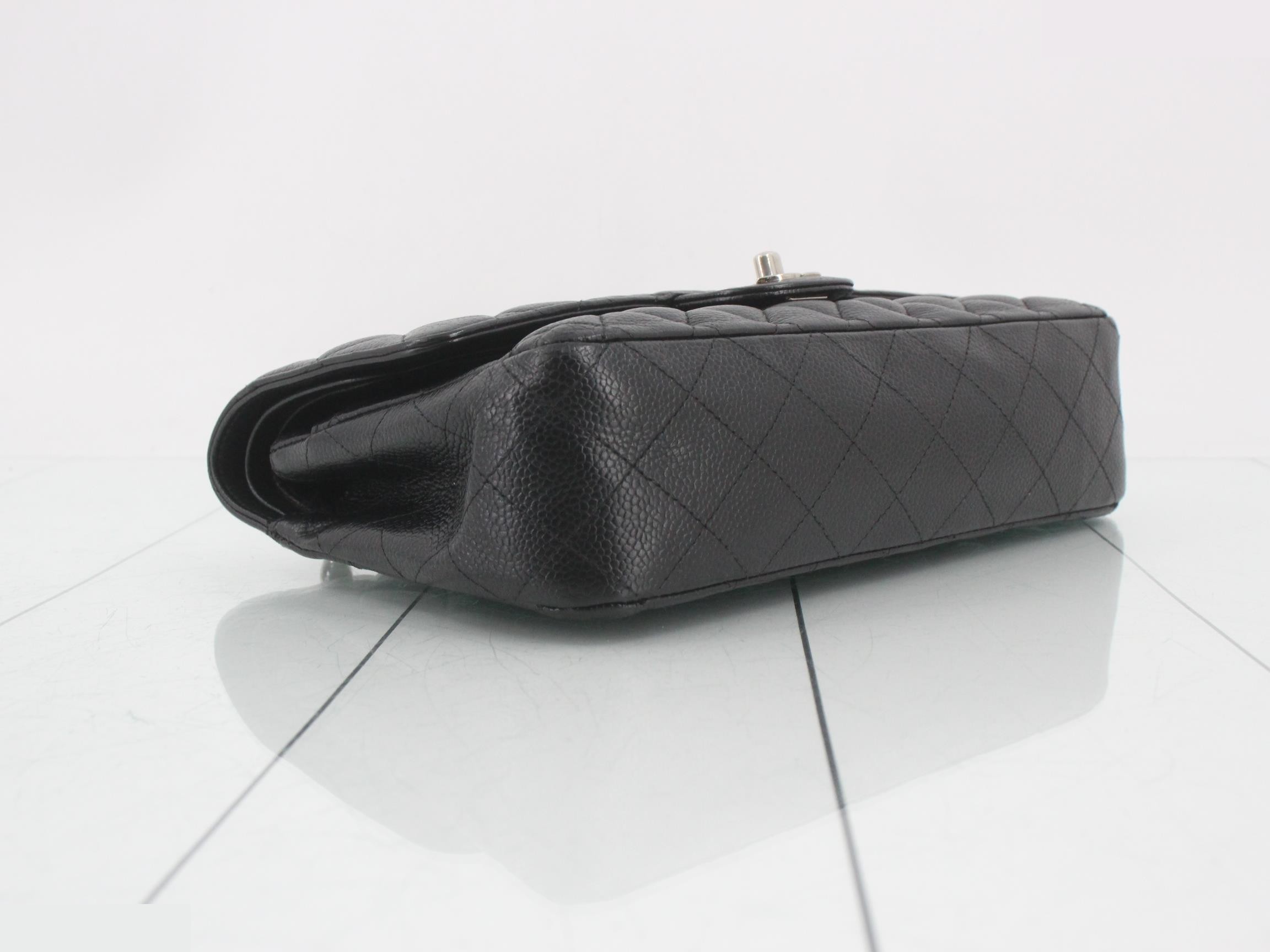 Matelassé chain shoulder bag, silver hardware, caviar leather, black. — view 5
