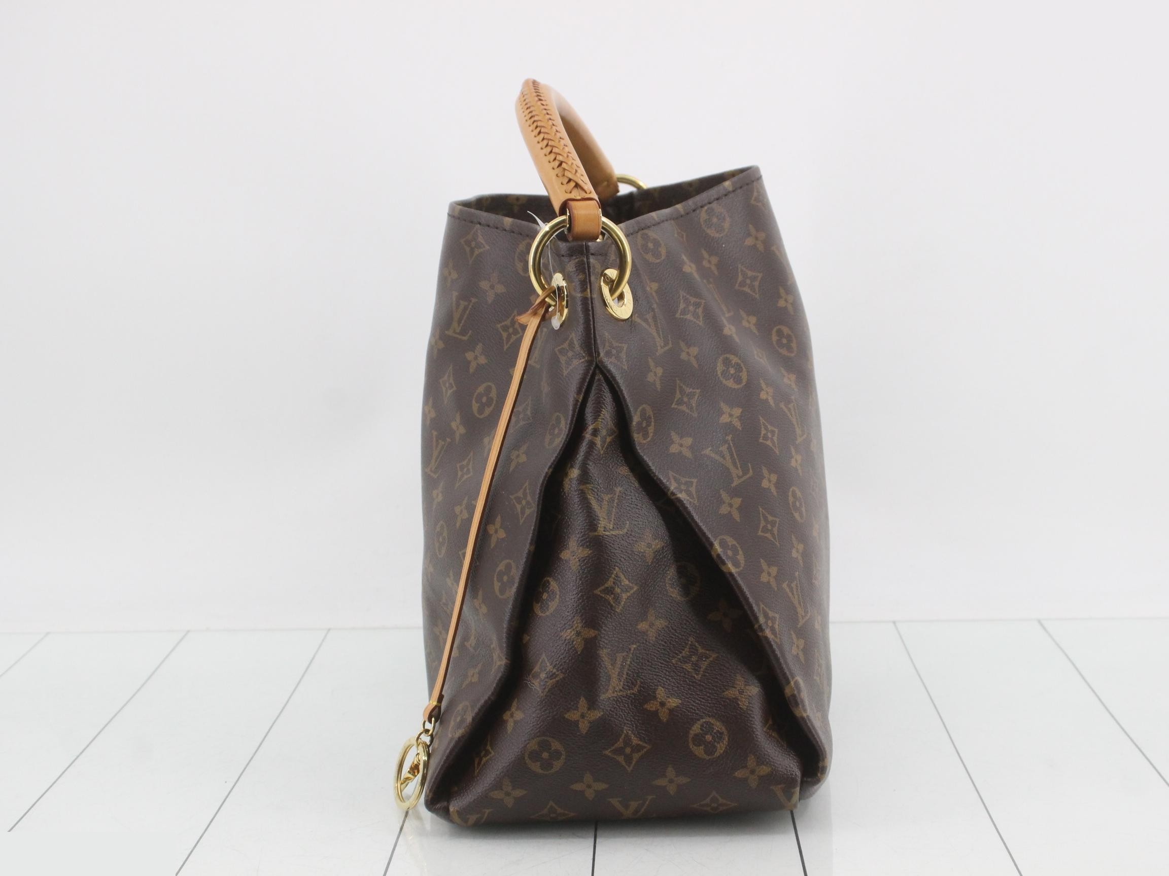 Monogram Artsy MM Shoulder Bag — view 3