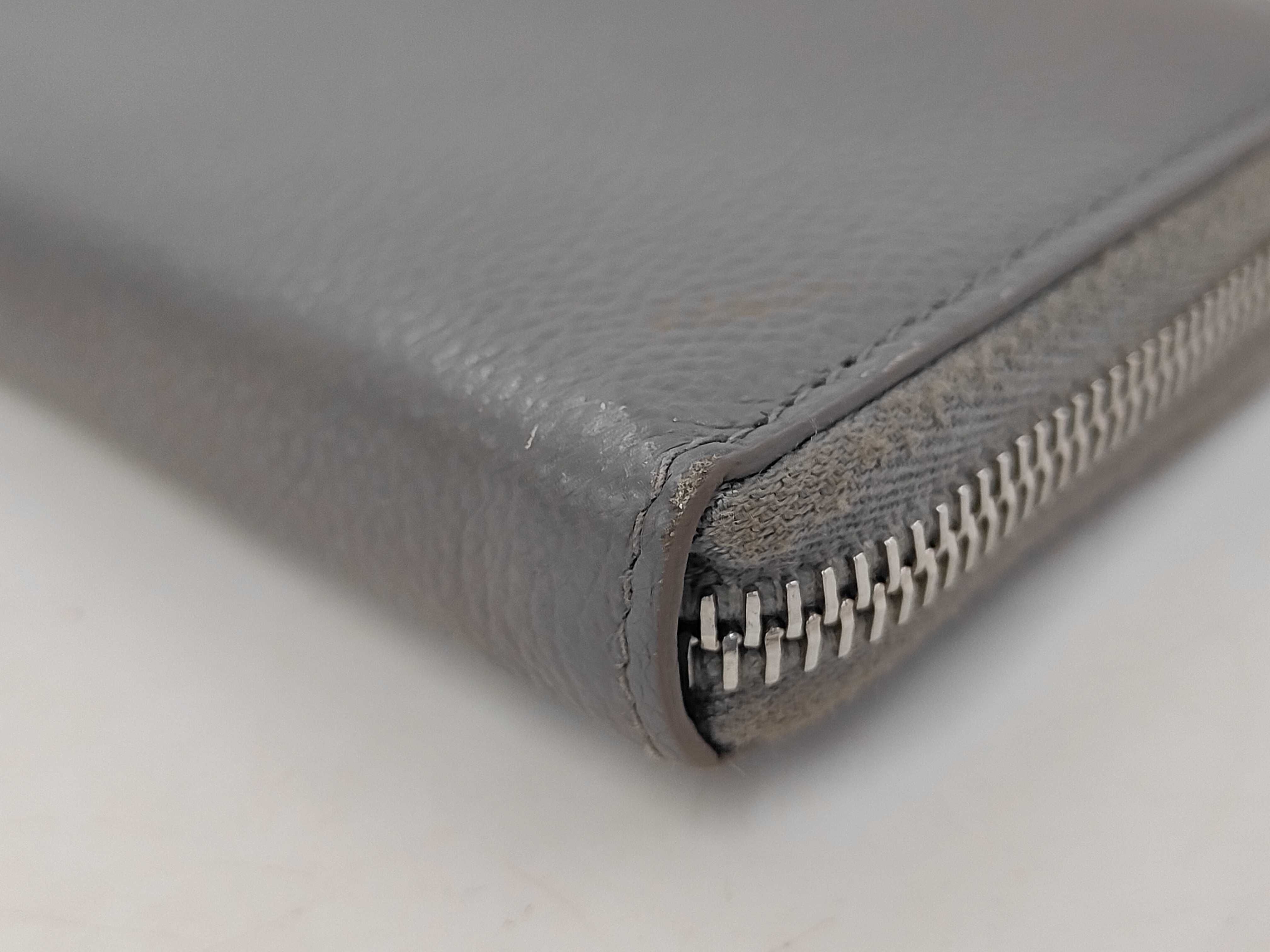 wallet, box, dust bag. — view 3
