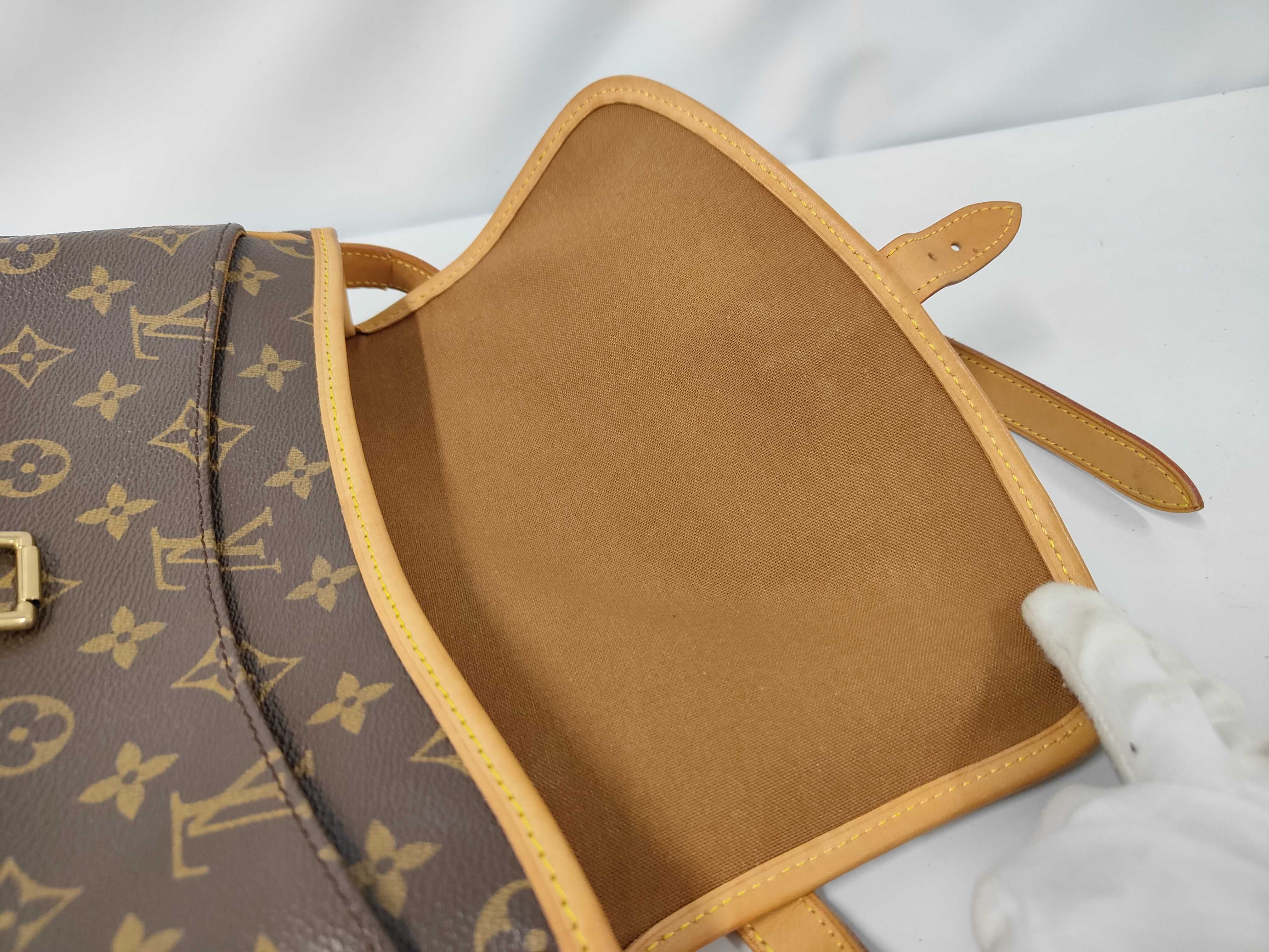 LV Sologne Shoulder Bag — view 8
