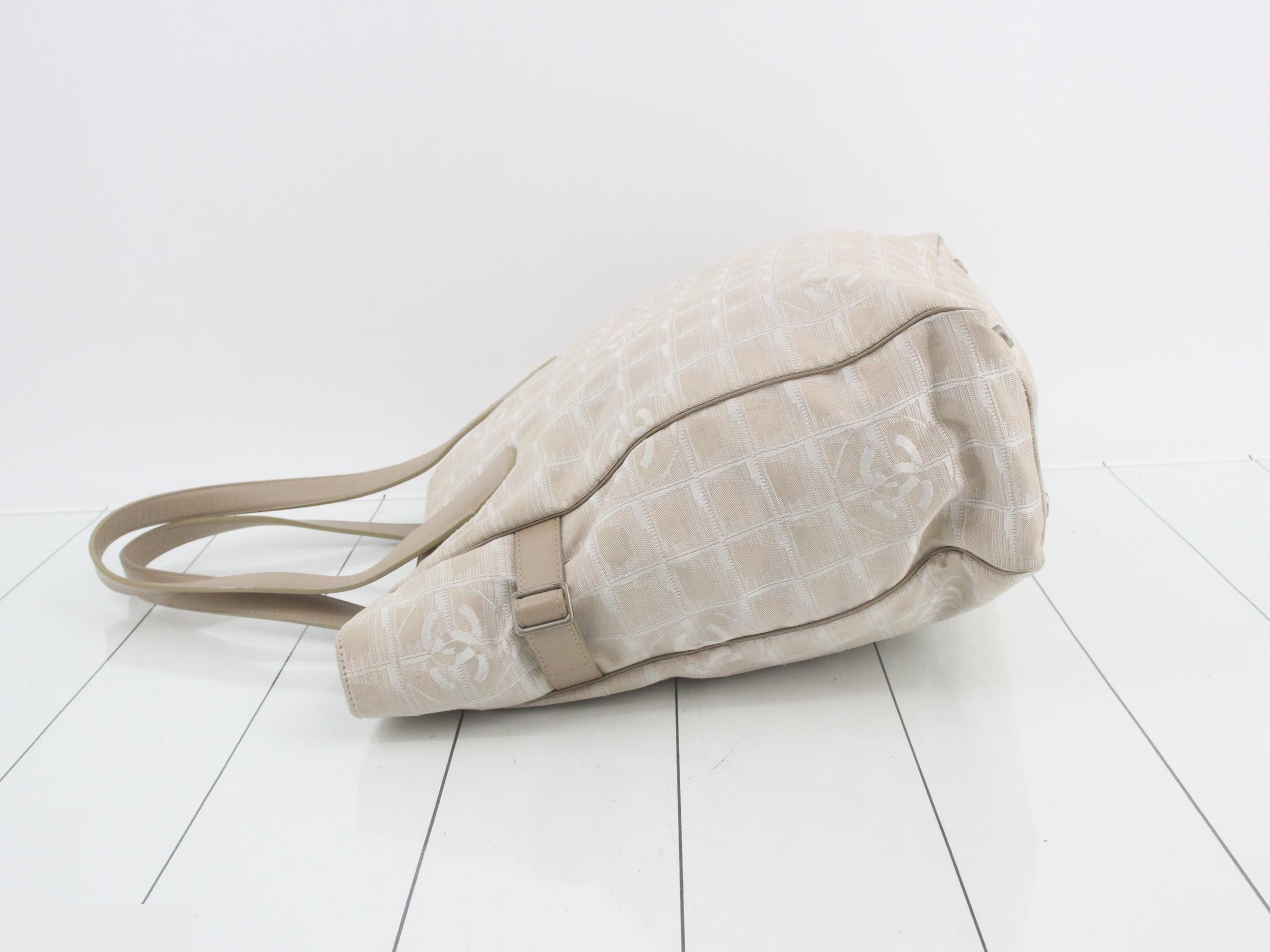 New Travel Line Tote GM Nylon/Leather Beige — view 4