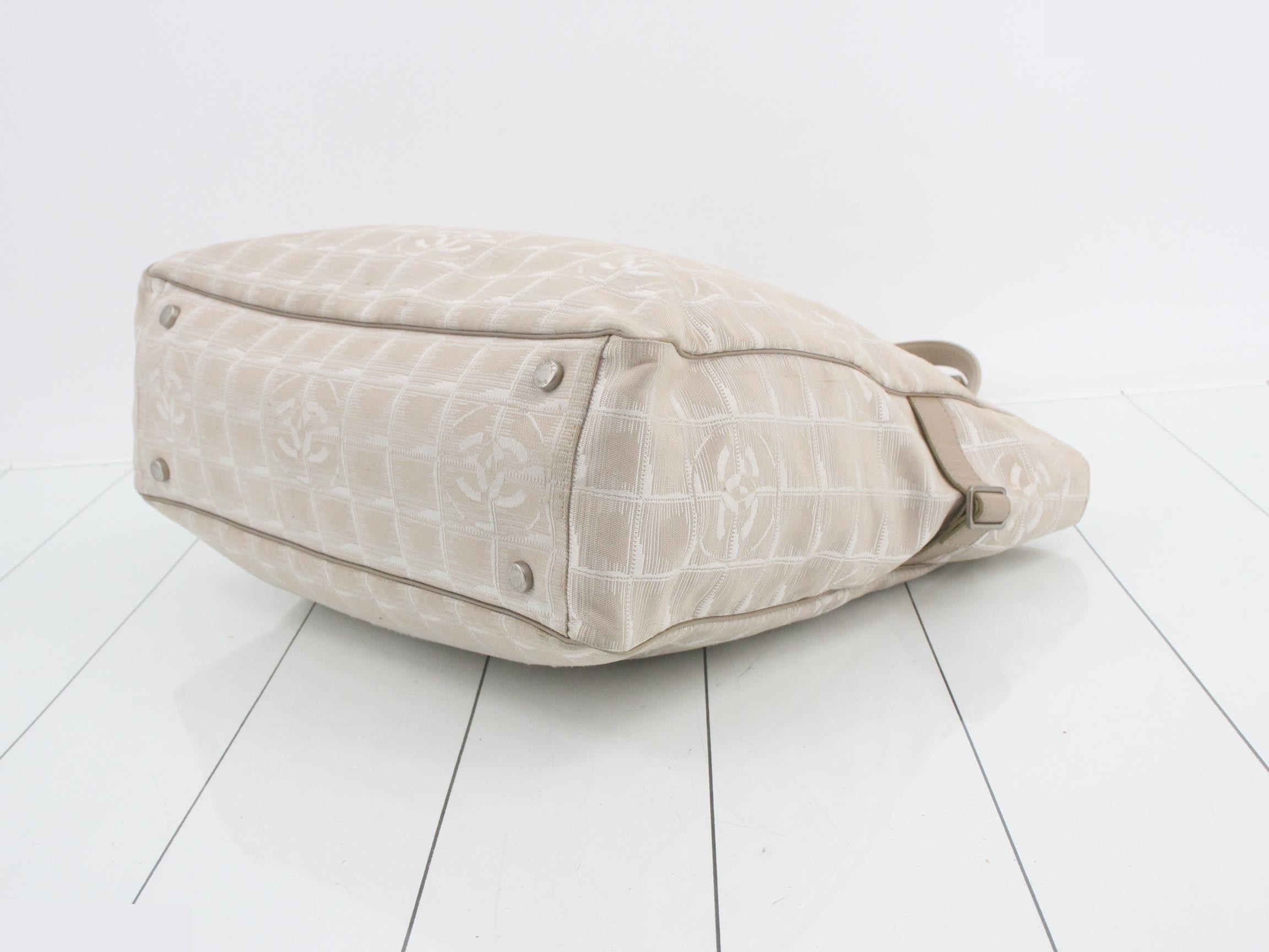 New Travel Line Tote GM Nylon/Leather Beige — view 6