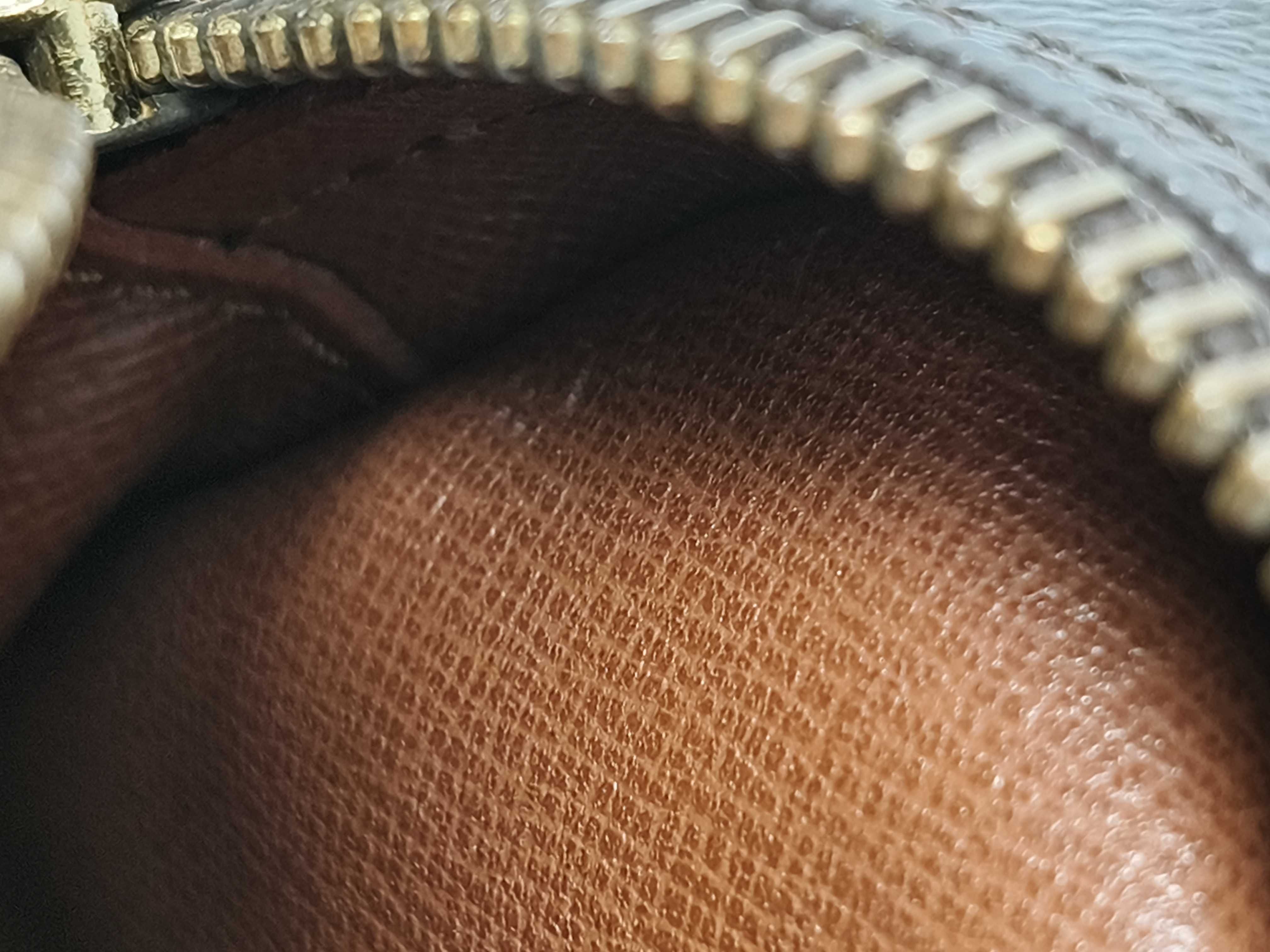 Monogram Louis Vuitton Shoulder Bag — view 14