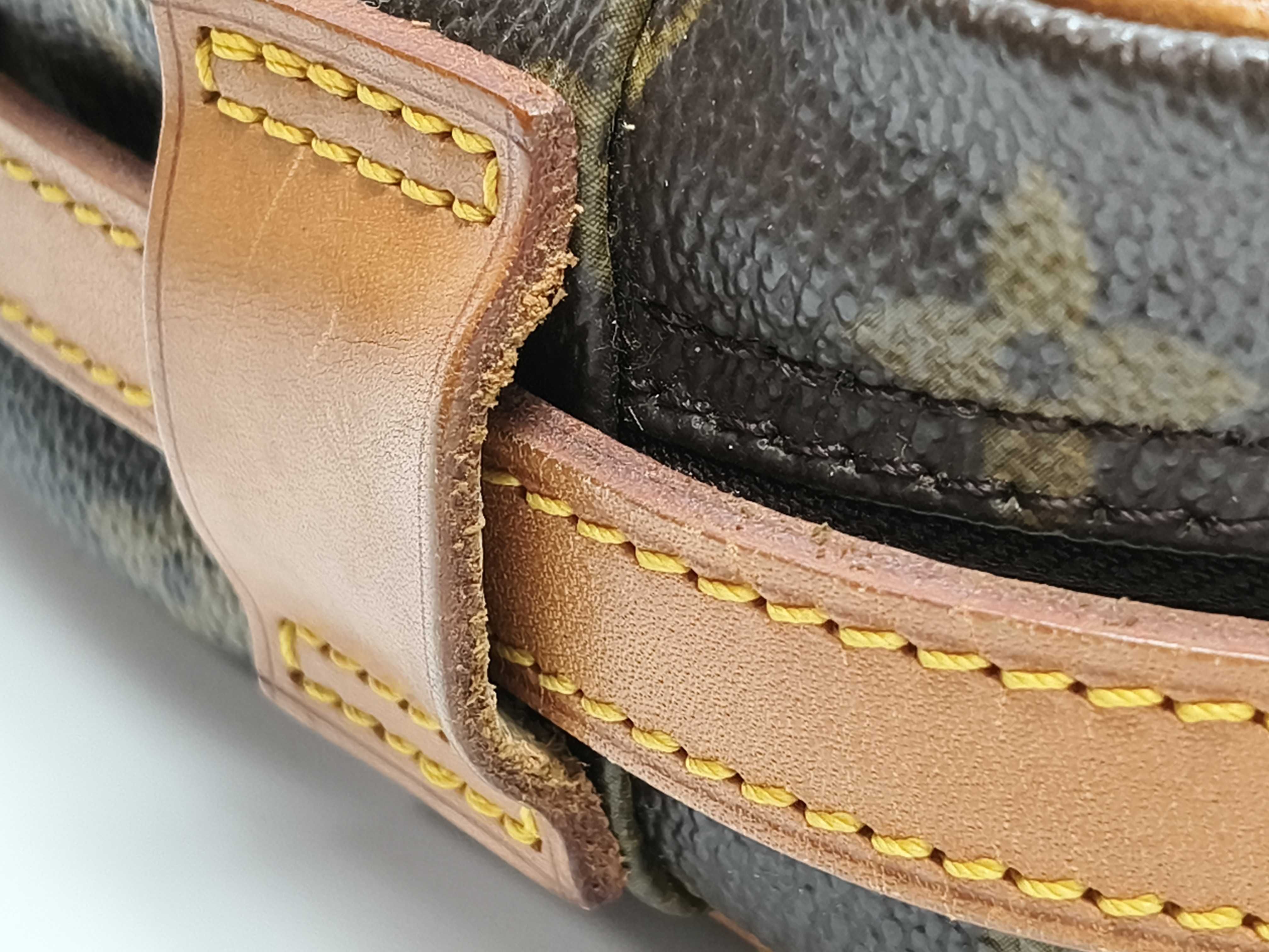 Monogram Louis Vuitton Shoulder Bag — view 5