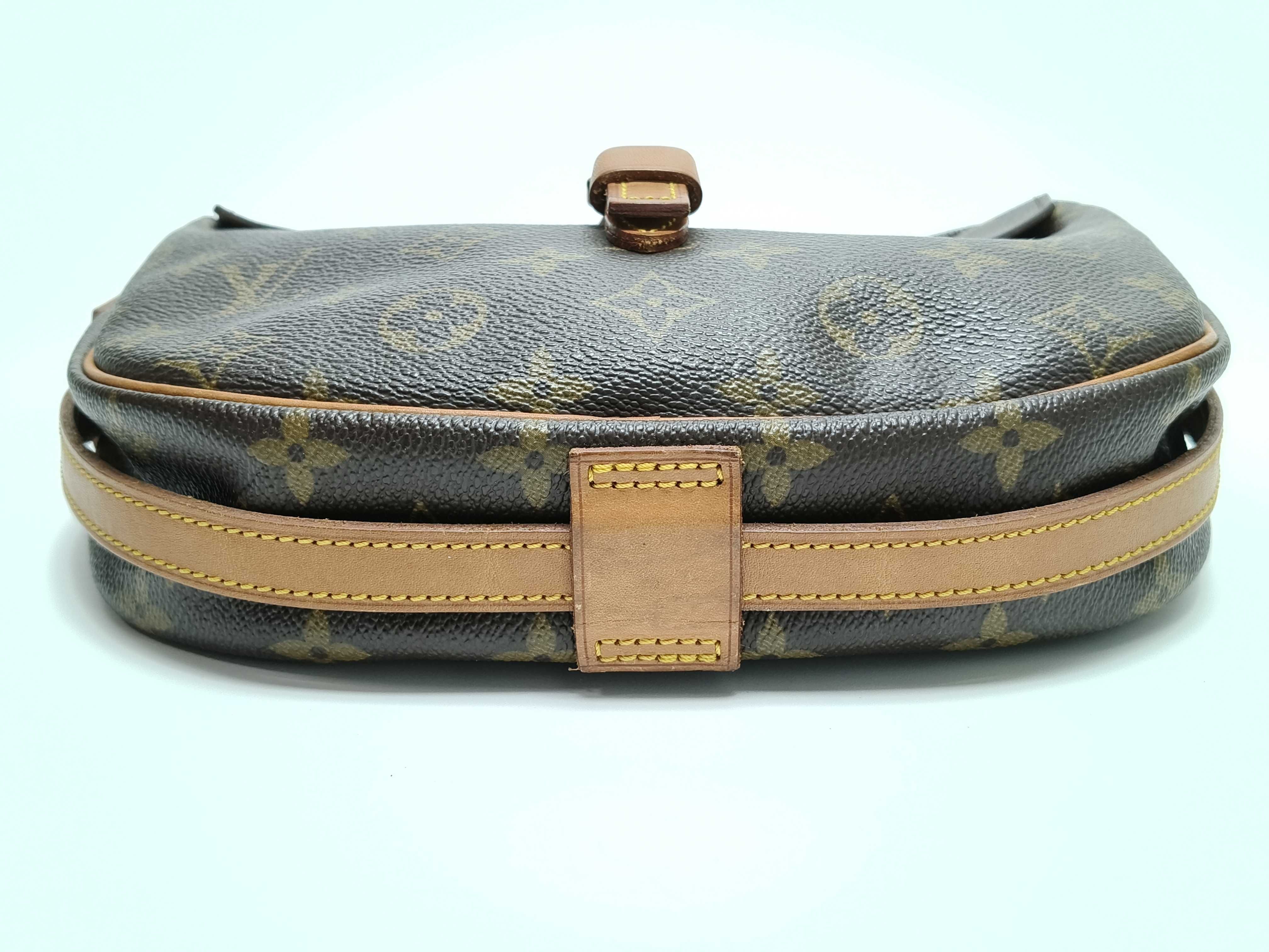 Monogram Louis Vuitton Shoulder Bag — view 8