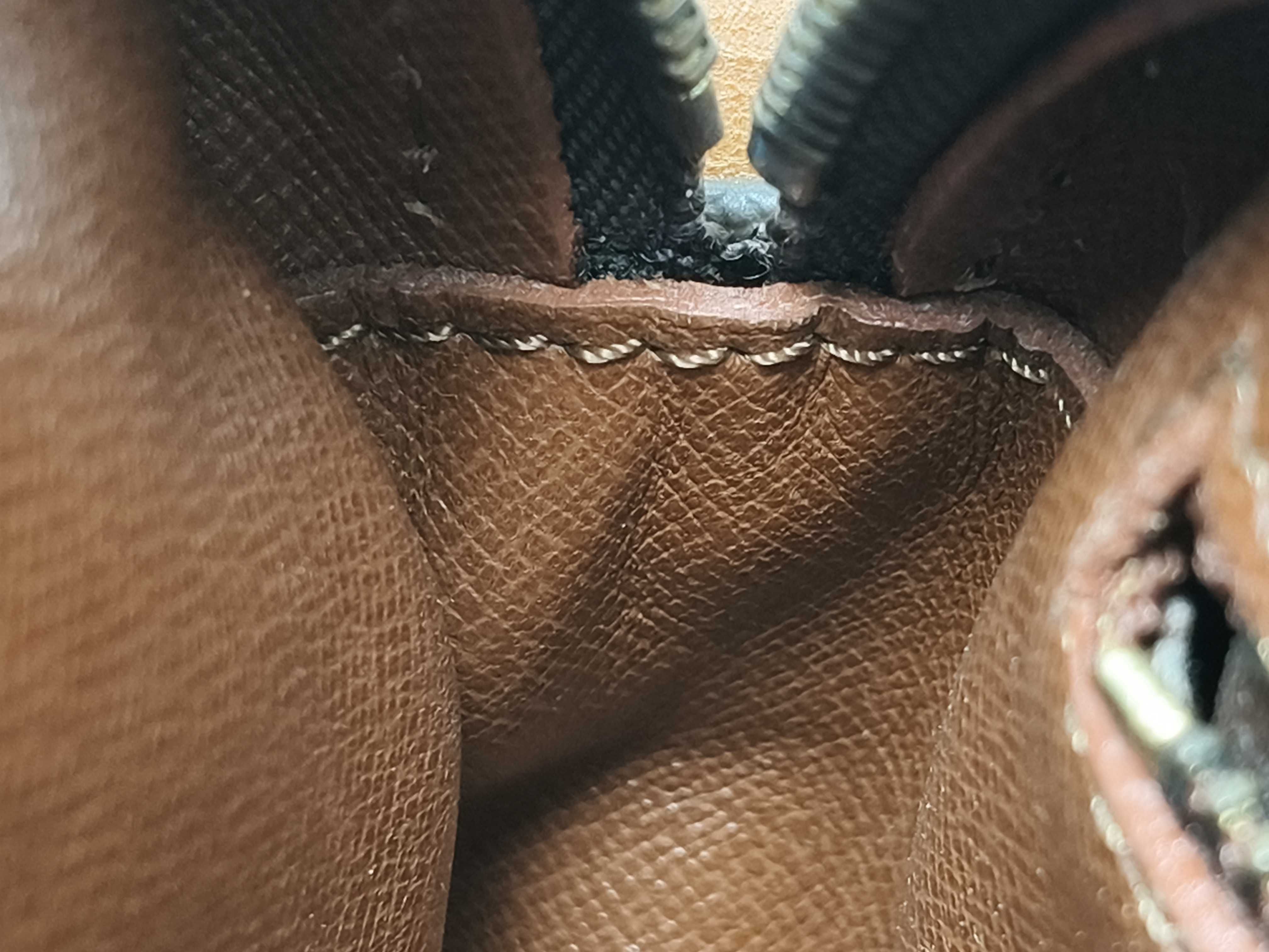 Monogram Louis Vuitton Shoulder Bag — view 9