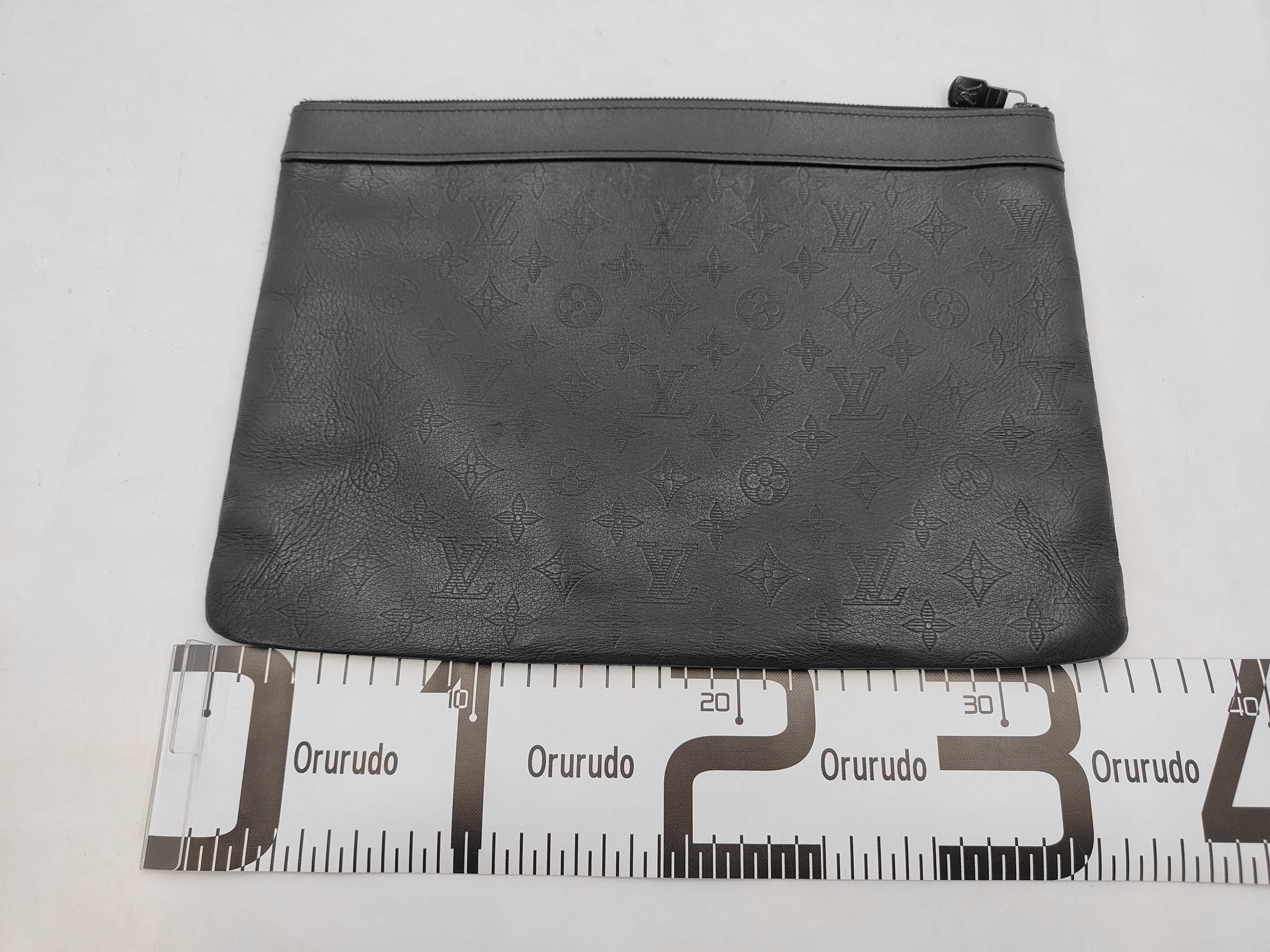 Monogram SLG MONOGRAM SHADOW DISCOVERY CLUTCH M62903 RFID Clutch Bag — view 2