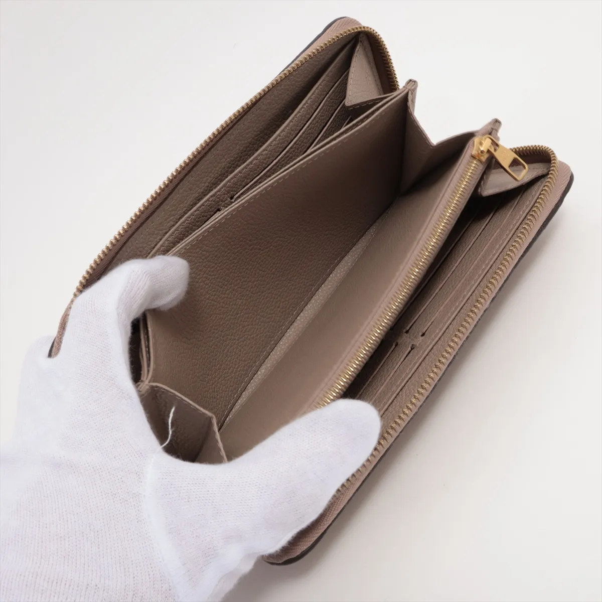 Empreinte Zippy Wallet M69034 SP1210 Tourtrail Round Zip Wallet — view 7