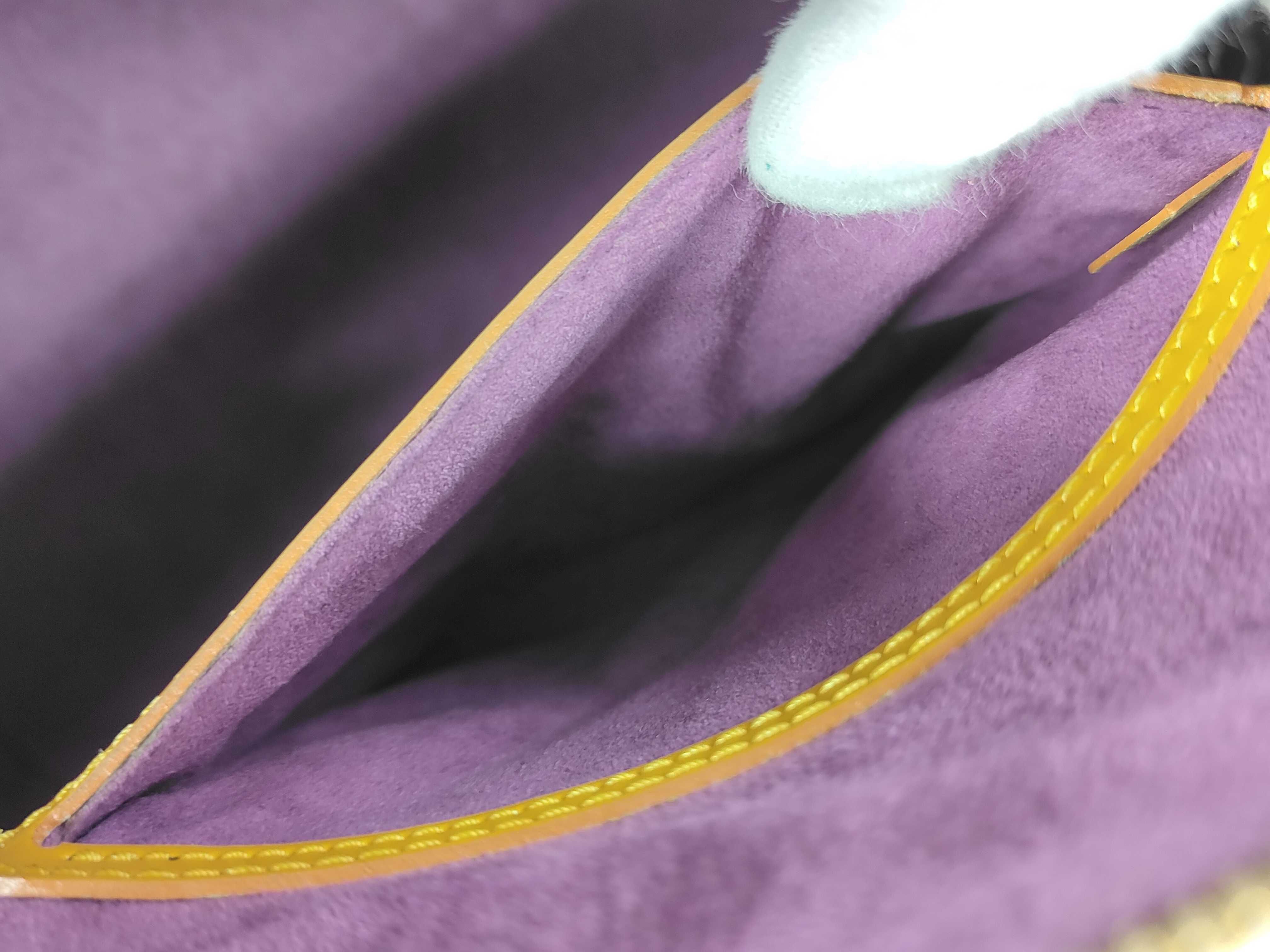 Epi Alma M52149 Yellow Handbag — view 13