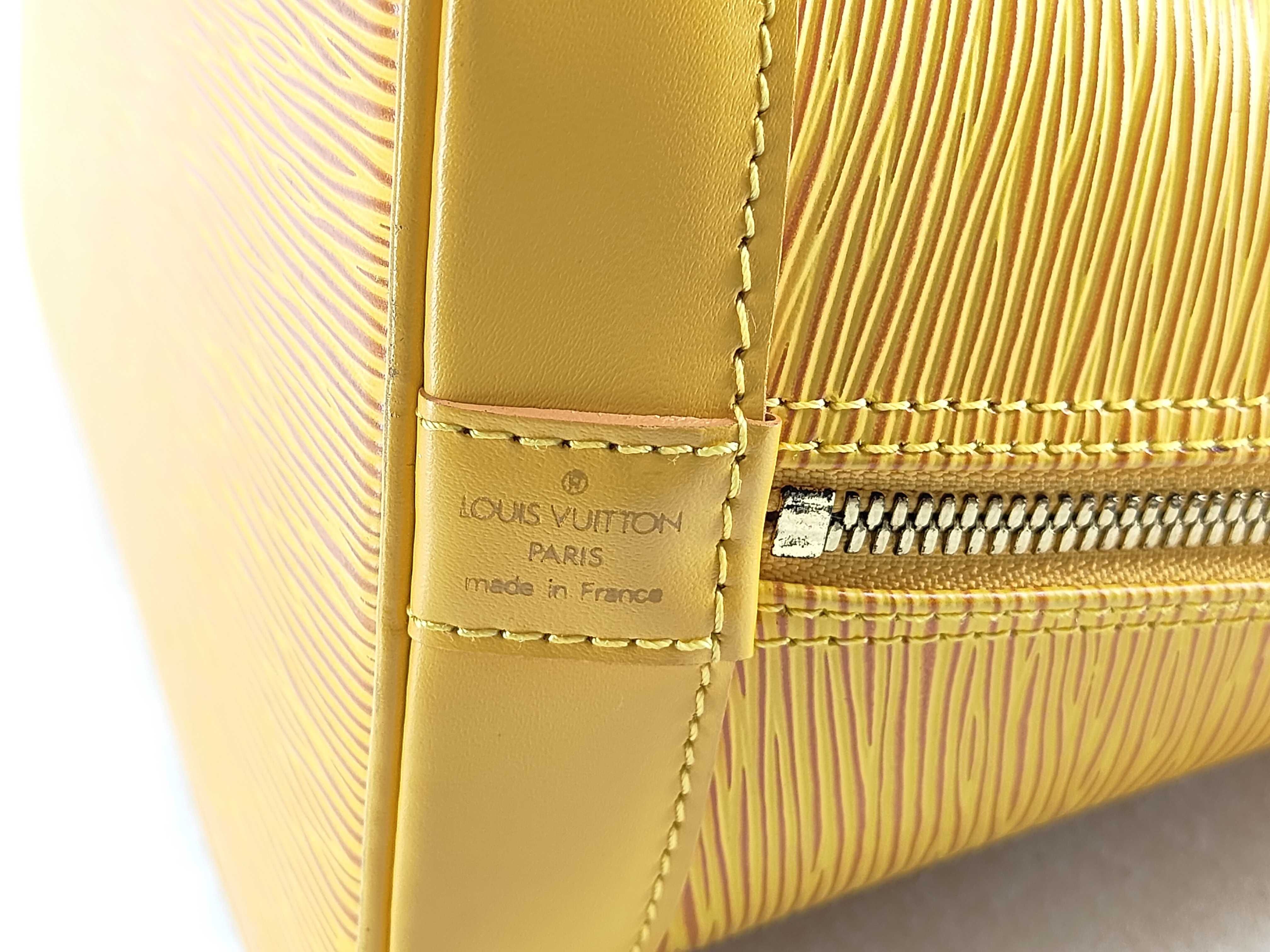 Epi Alma M52149 Yellow Handbag — view 10