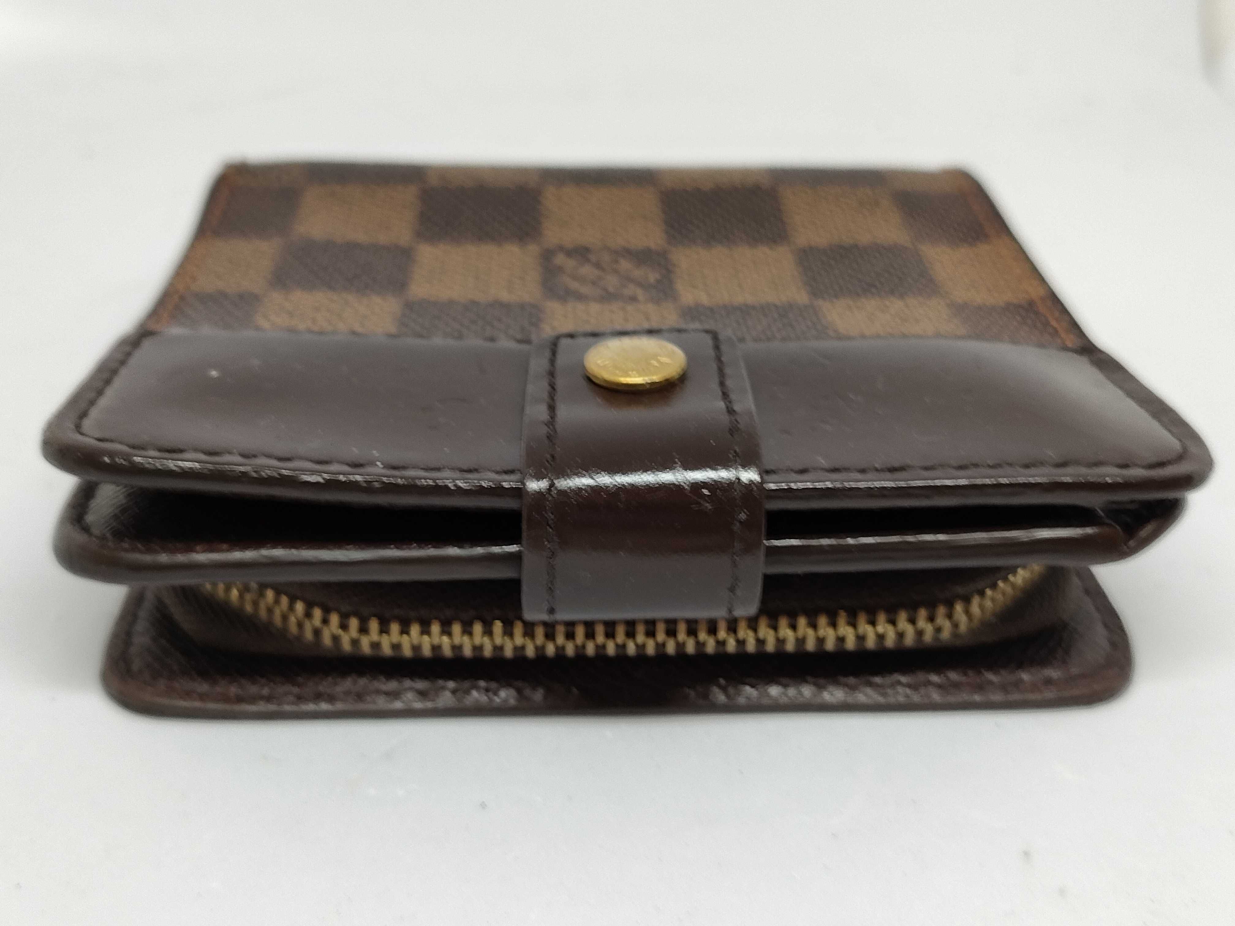 Damier Louis Vuitton Damier Wallet — view 5