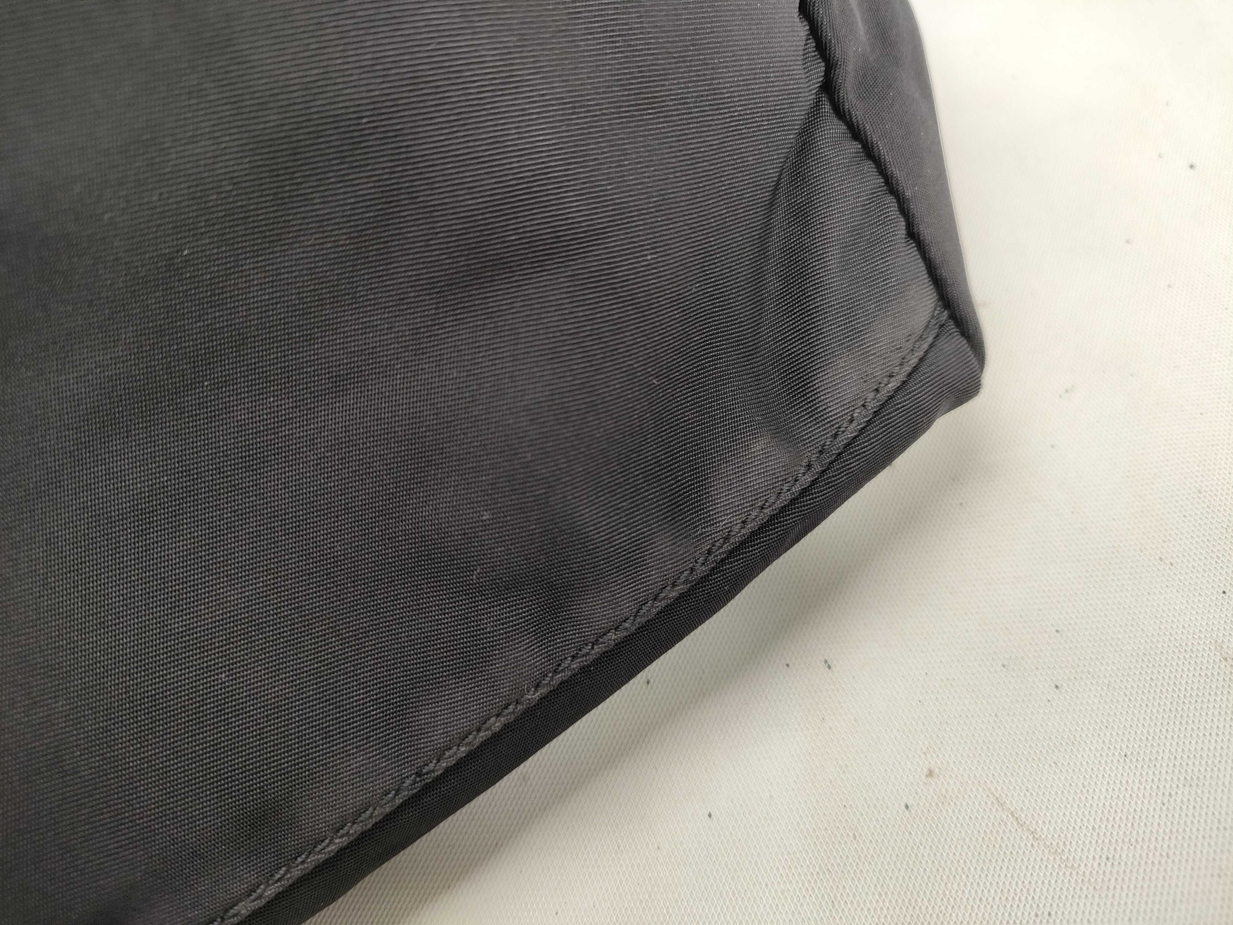 nylon tote bag, black, with zipper and white tag, size 25. — view 15