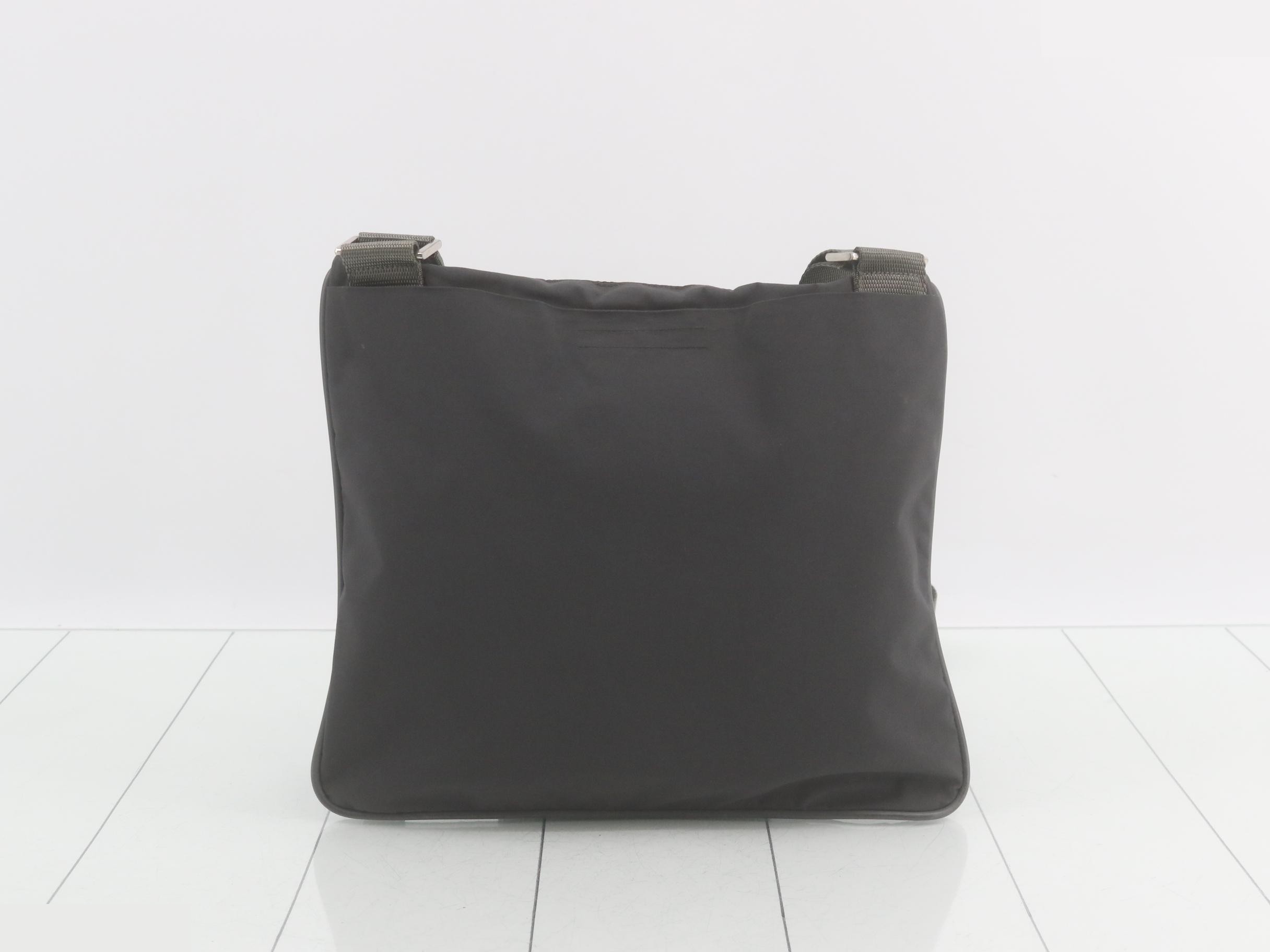 Sport Shoulder Bag, Nylon Messenger Bag, Crossbody — view 2