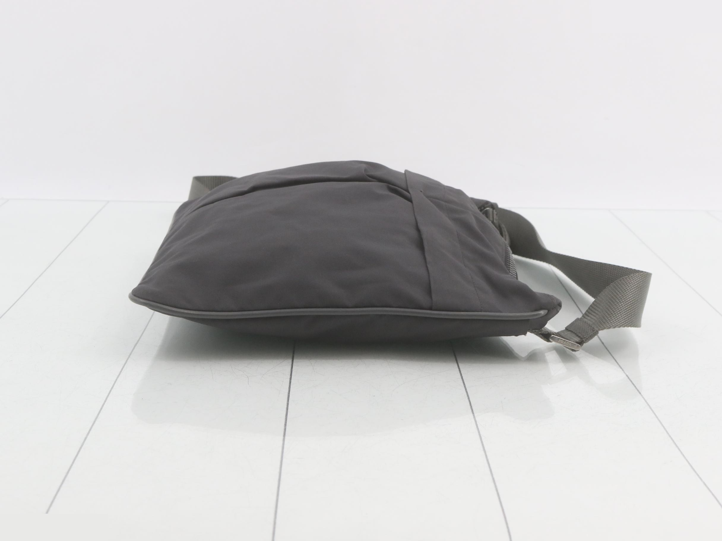 Sport Shoulder Bag, Nylon Messenger Bag, Crossbody — view 3