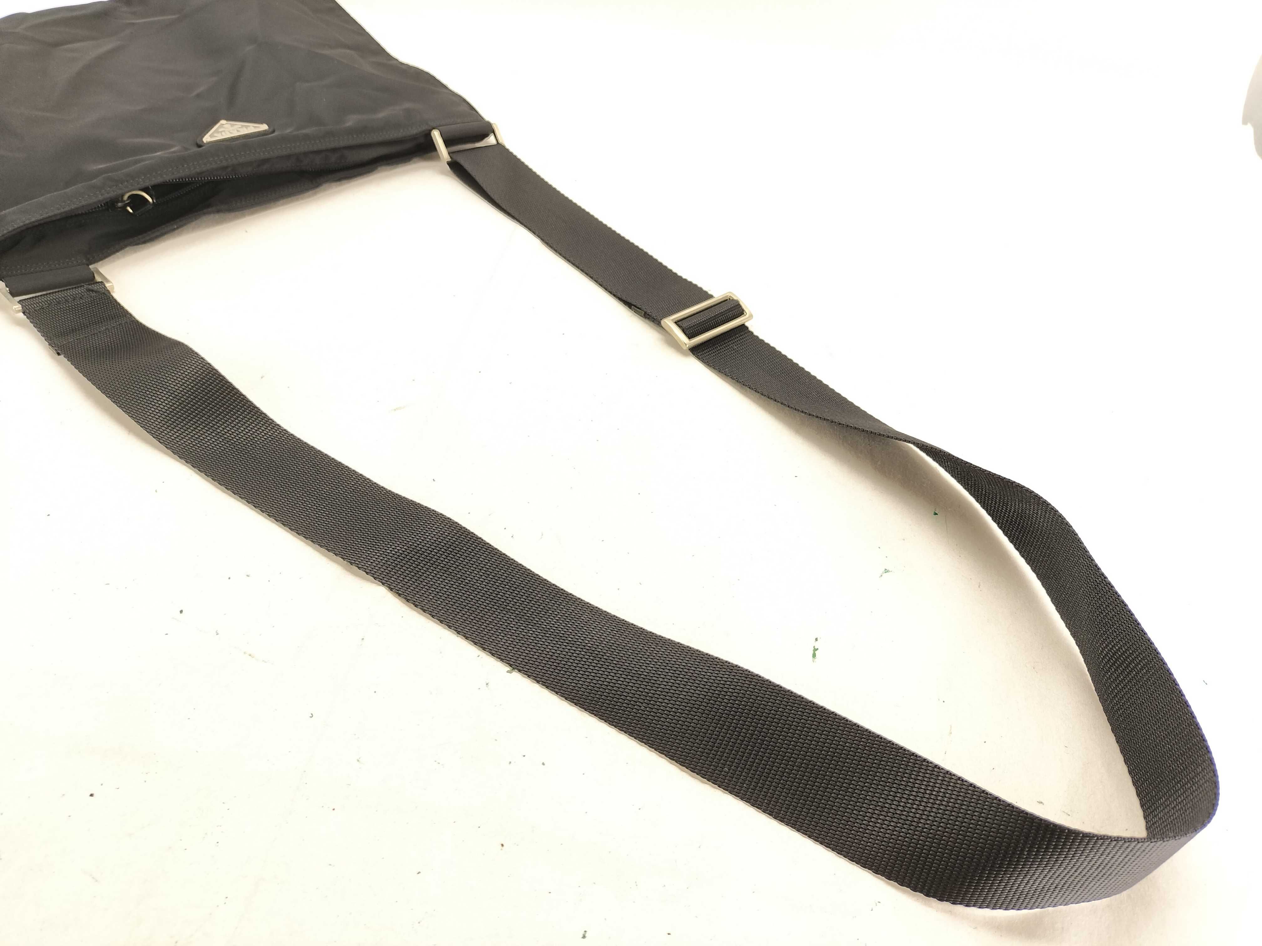 Nylon Shoulder Bag Z11464 — view 3