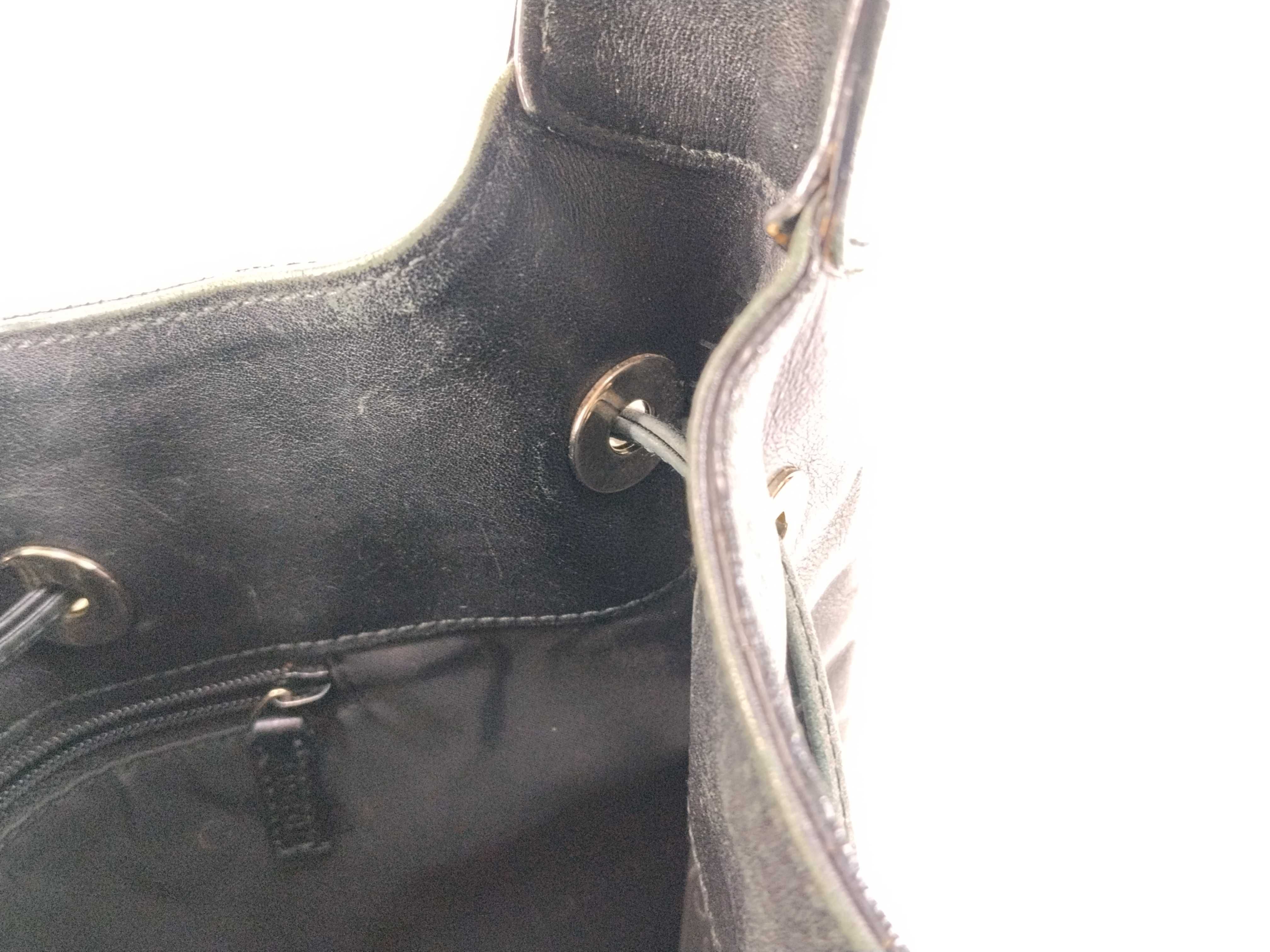 One-Shoulder Bag (Shoulder Bag) — view 11