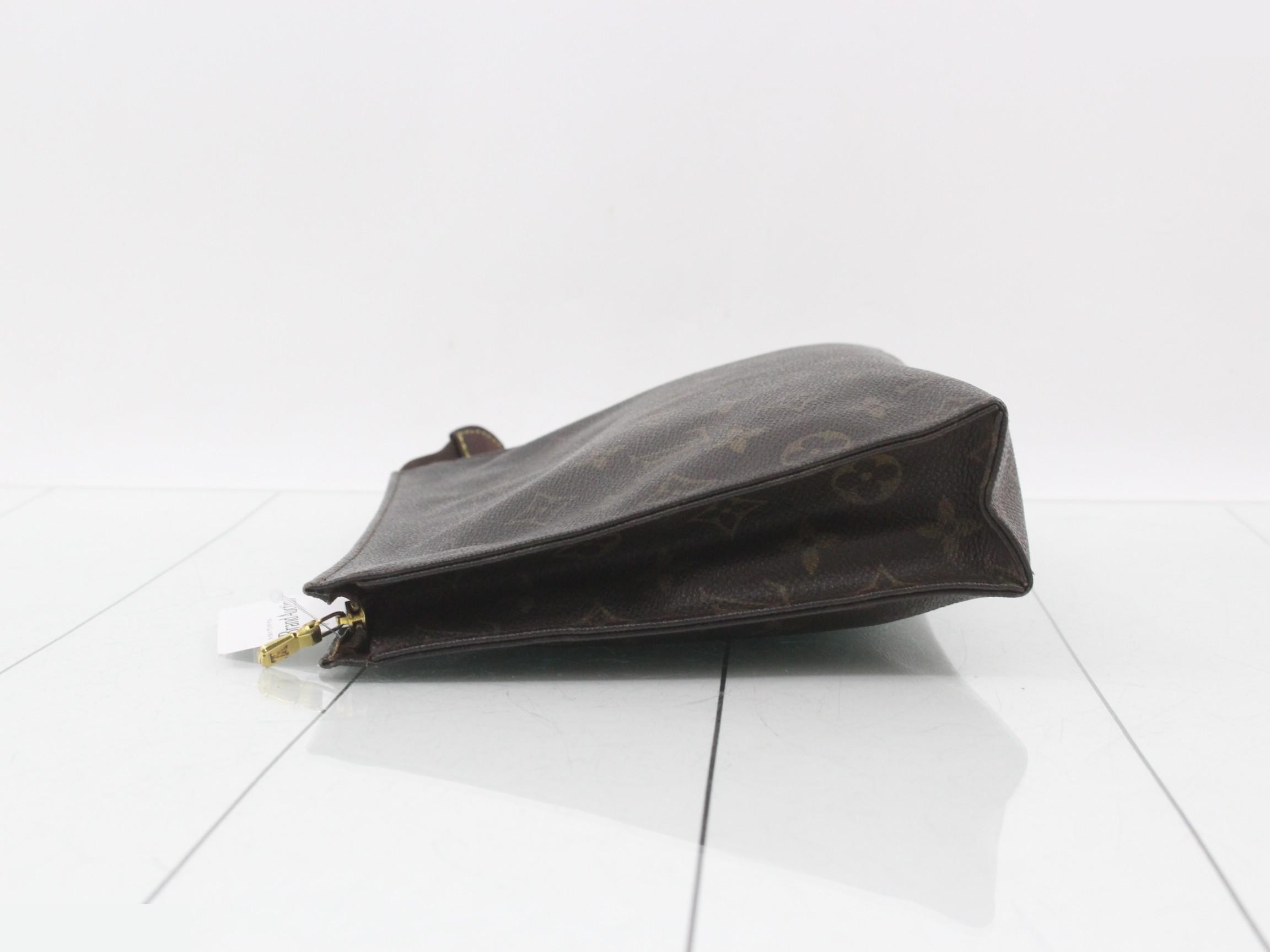 M47542 Pochette Toilette 26 Clutch Bag Monogram Brown — view 4
