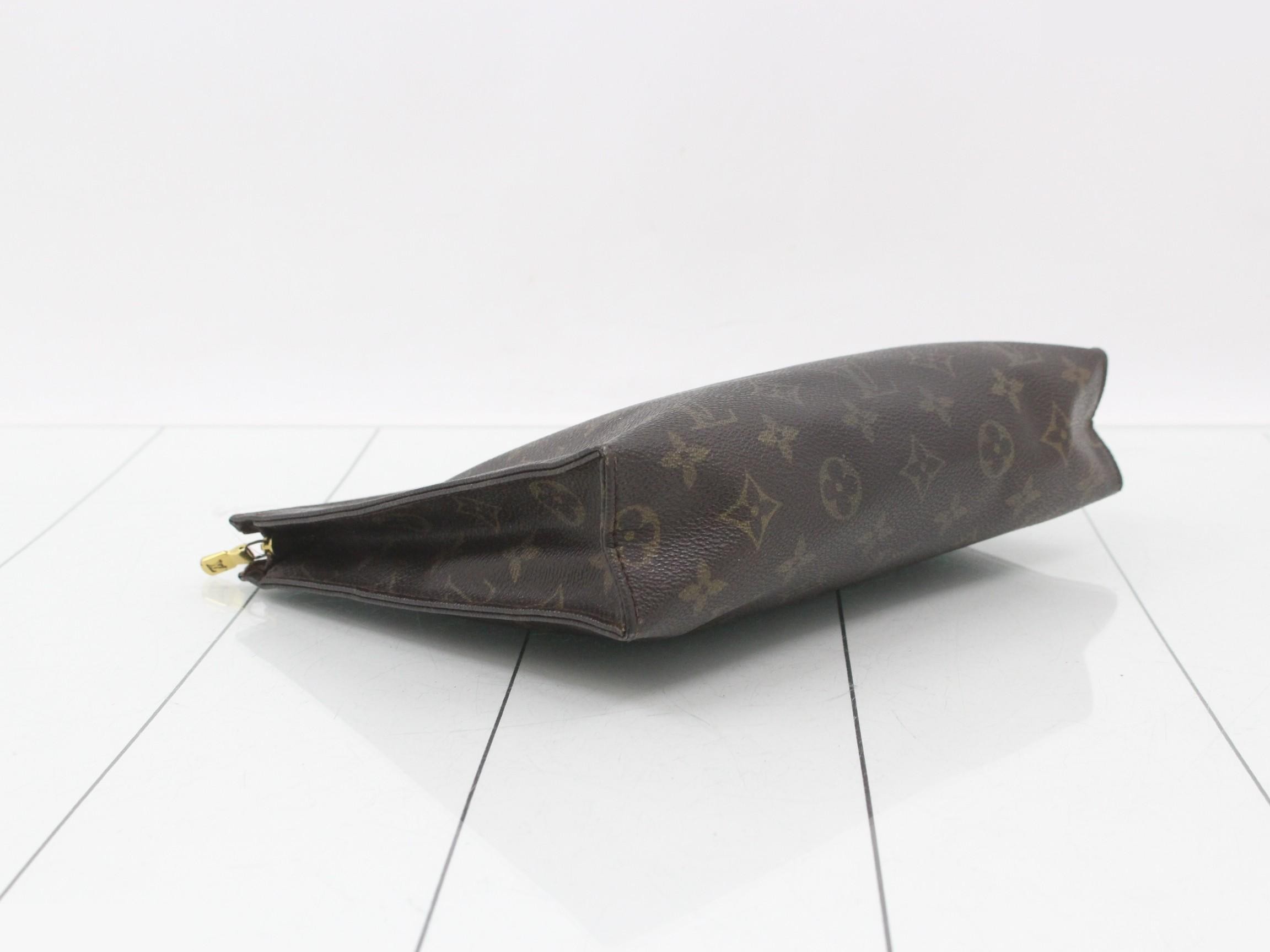 M47542 Pochette Toilette 26 Clutch Bag Monogram Brown — view 5