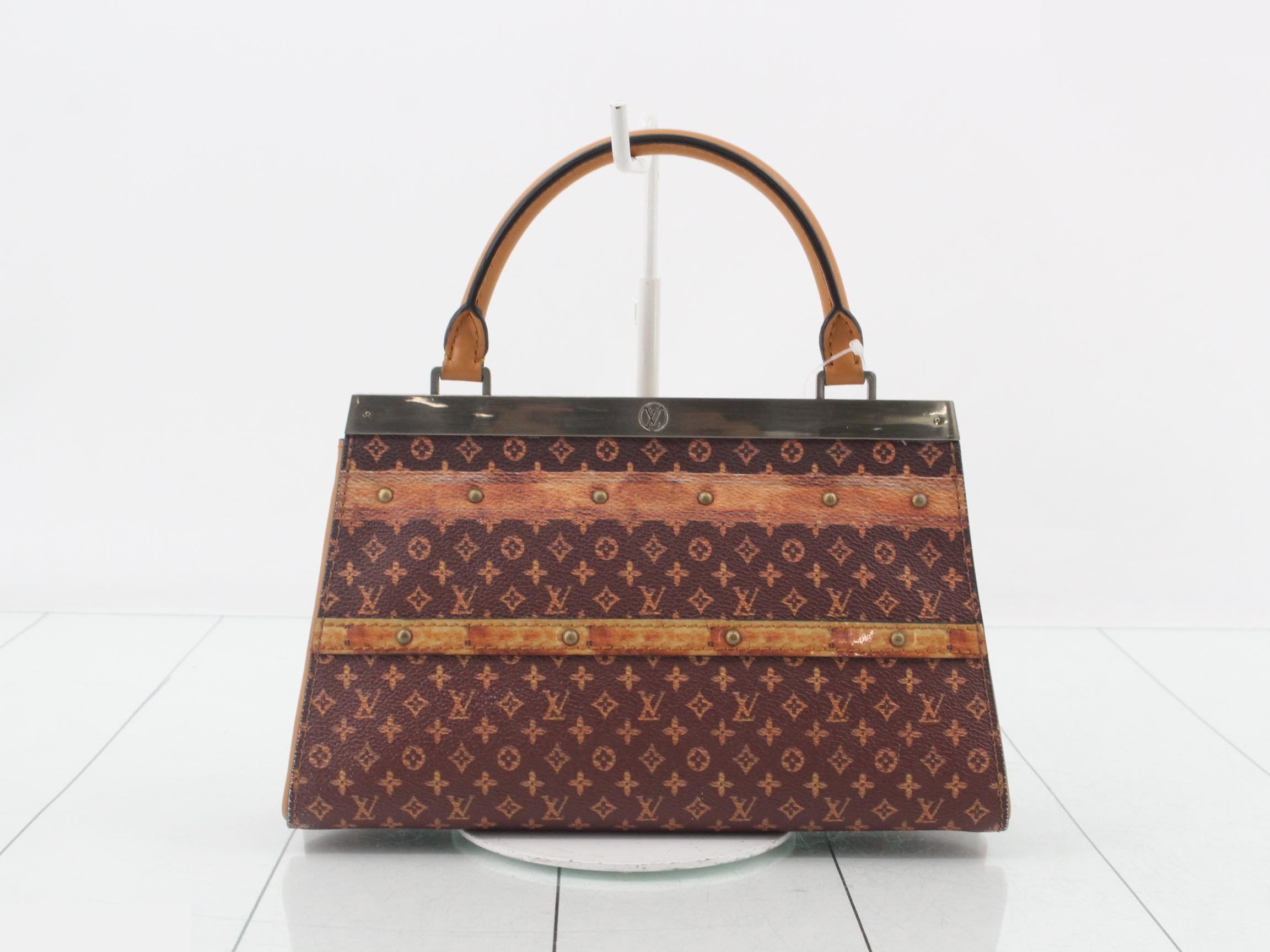 Transformed Monogram Time Trunk Crown Frame 2-Way — view 2