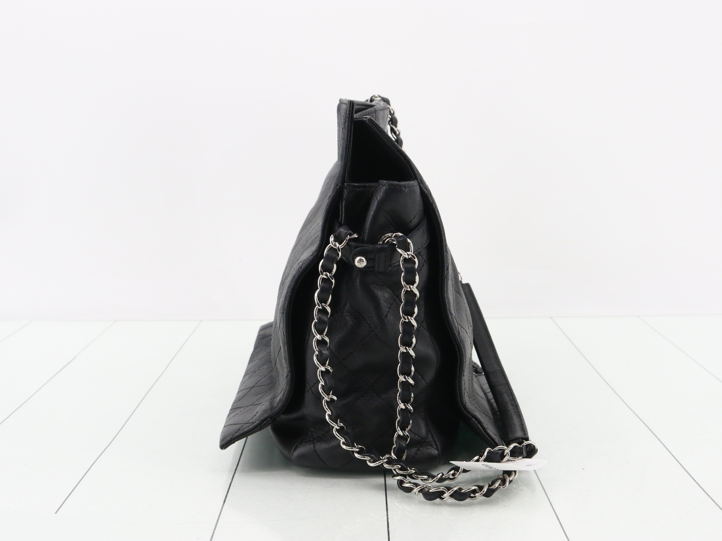 Leather Coco Mark Chain Shoulder Bag — view 4