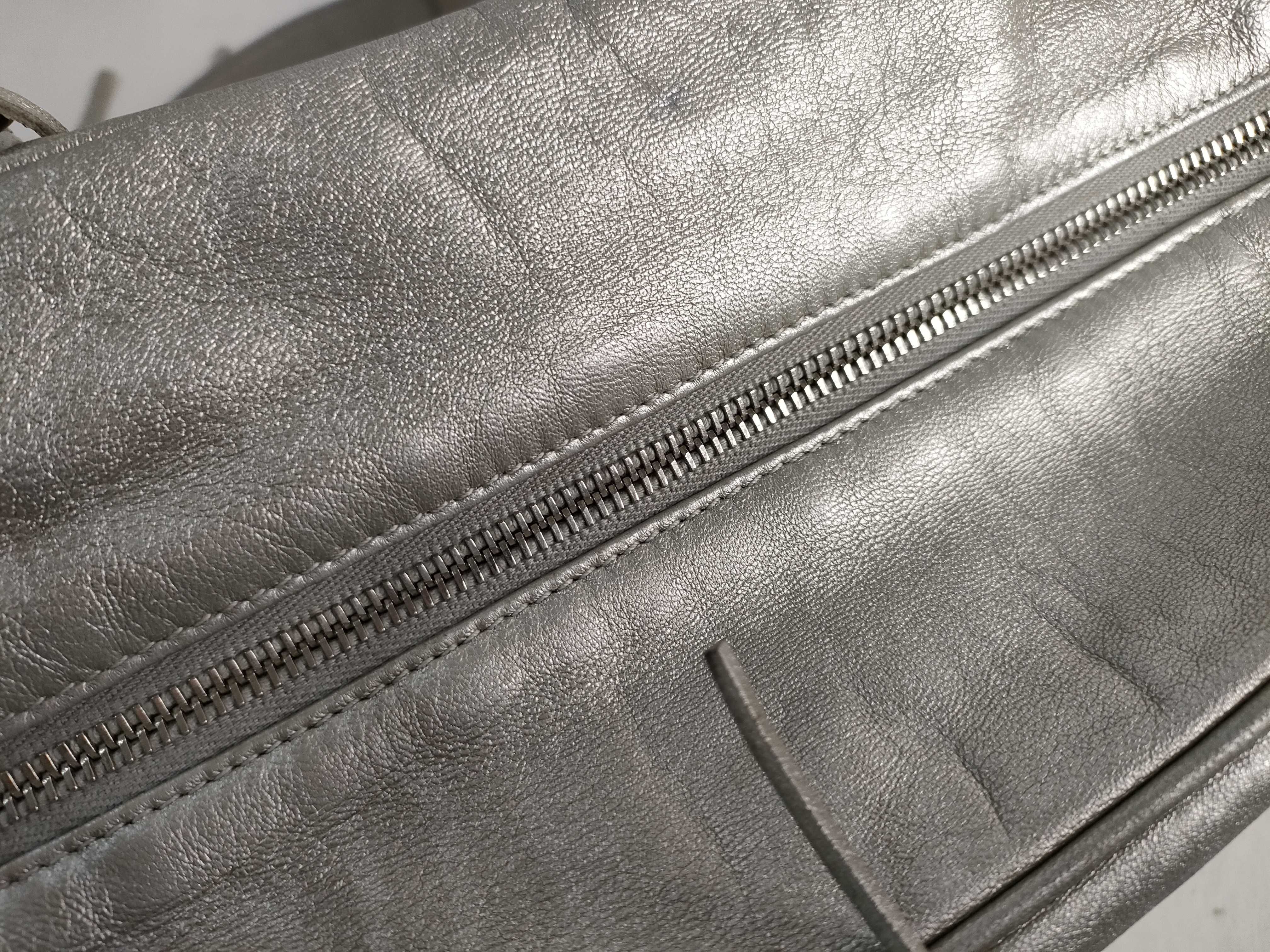 The City PH - Metallic City Bag Silver Leather 28cm Handbag — view 9